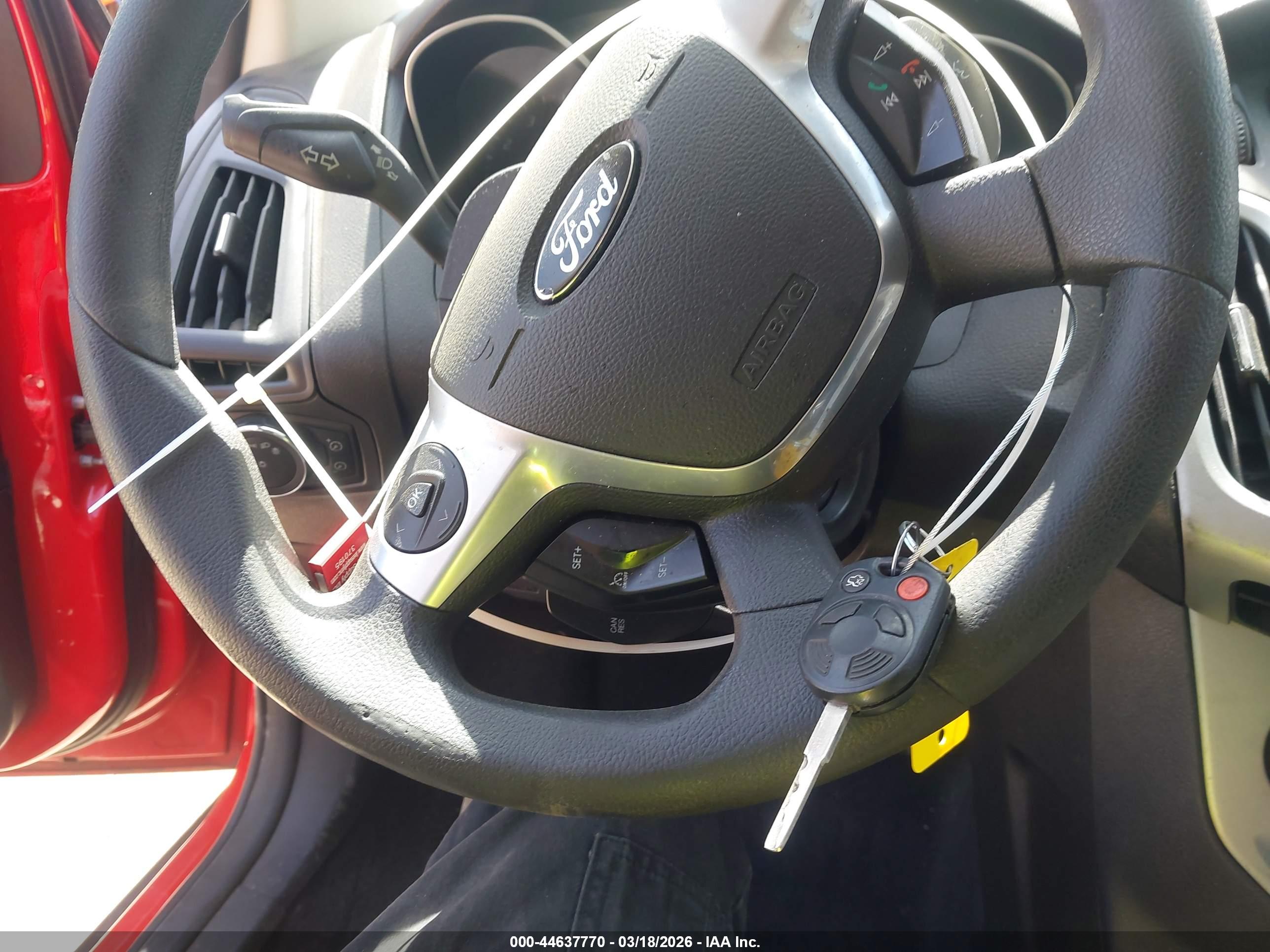 FORD FOCUS image 11