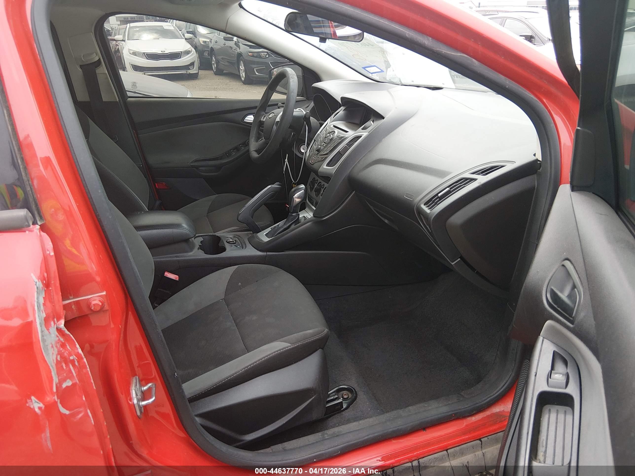 FORD FOCUS image 5