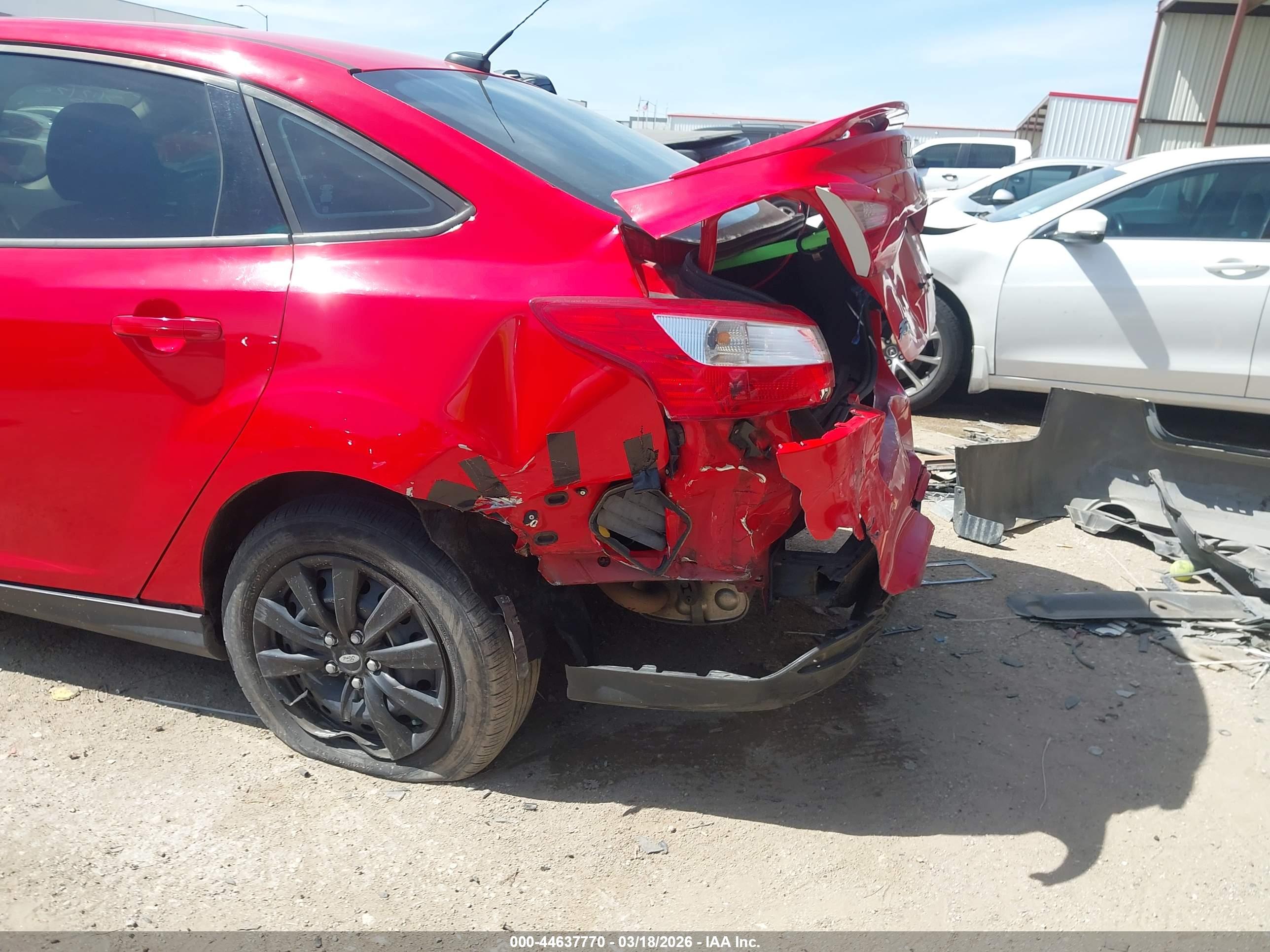 FORD FOCUS image 6