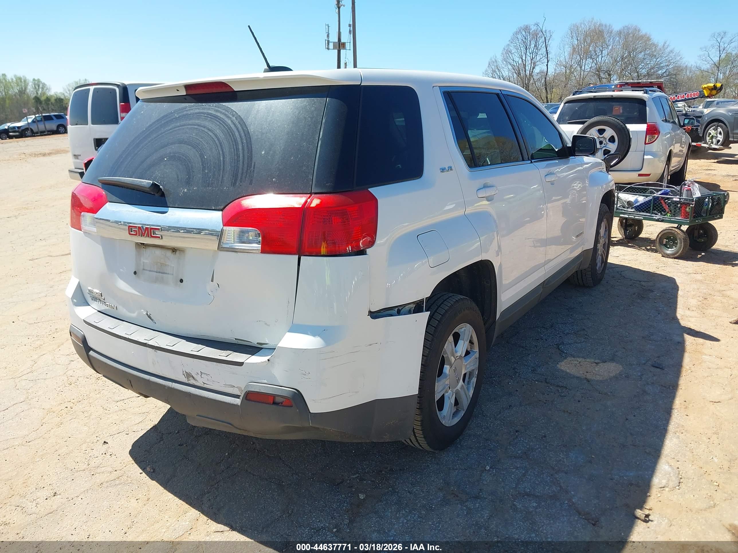GMC TERRAIN image 4