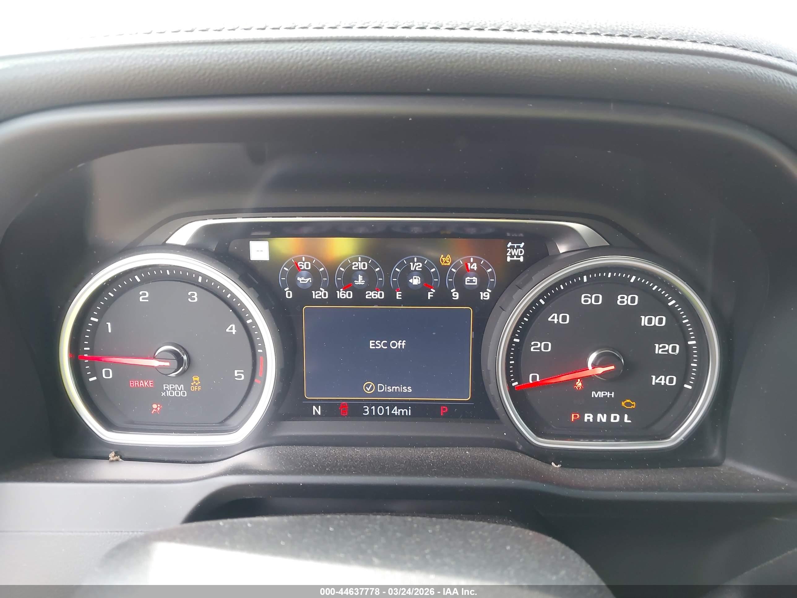 CHEVROLET SILVERADO image 7