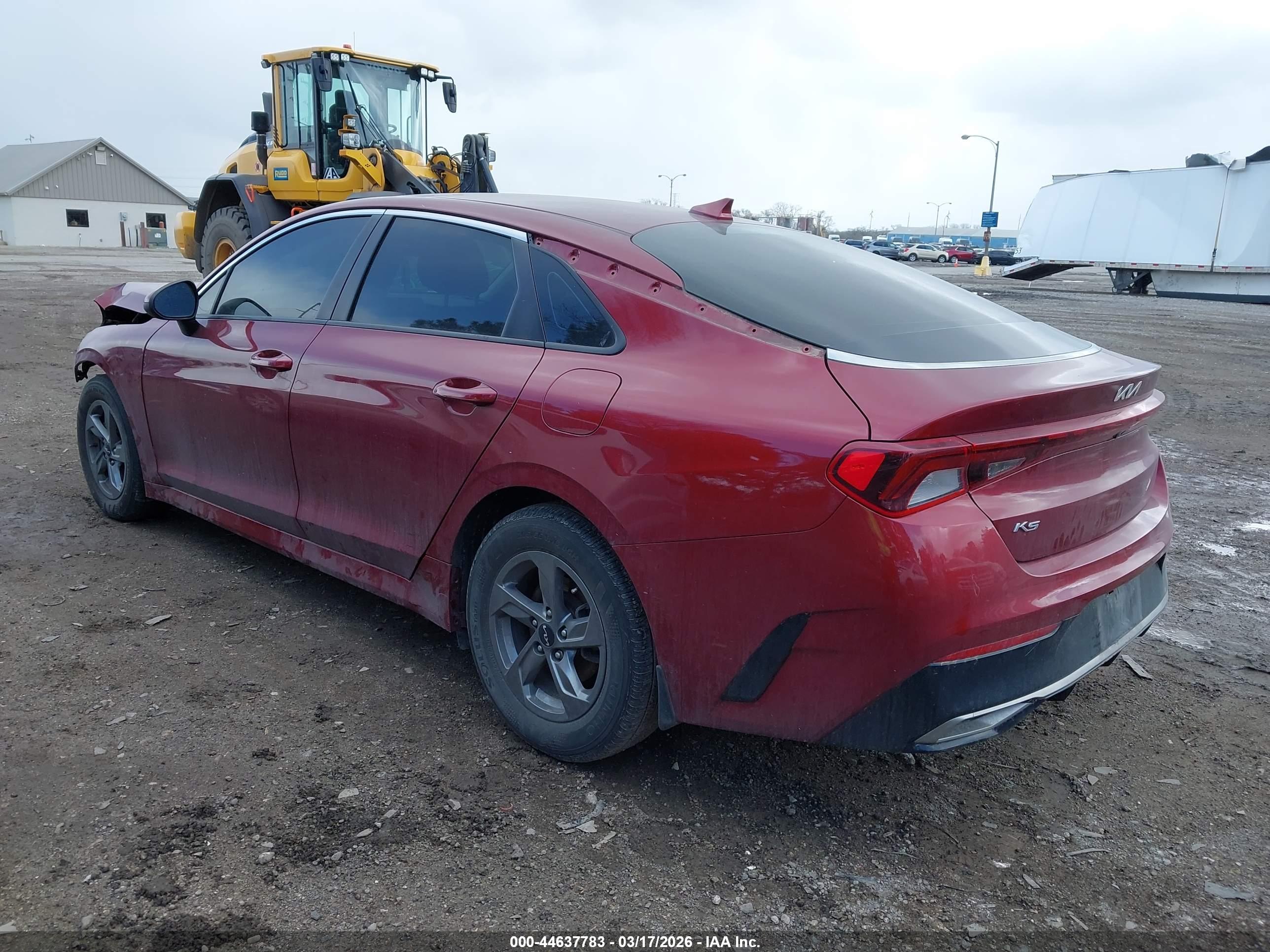 KIA K5 image 3