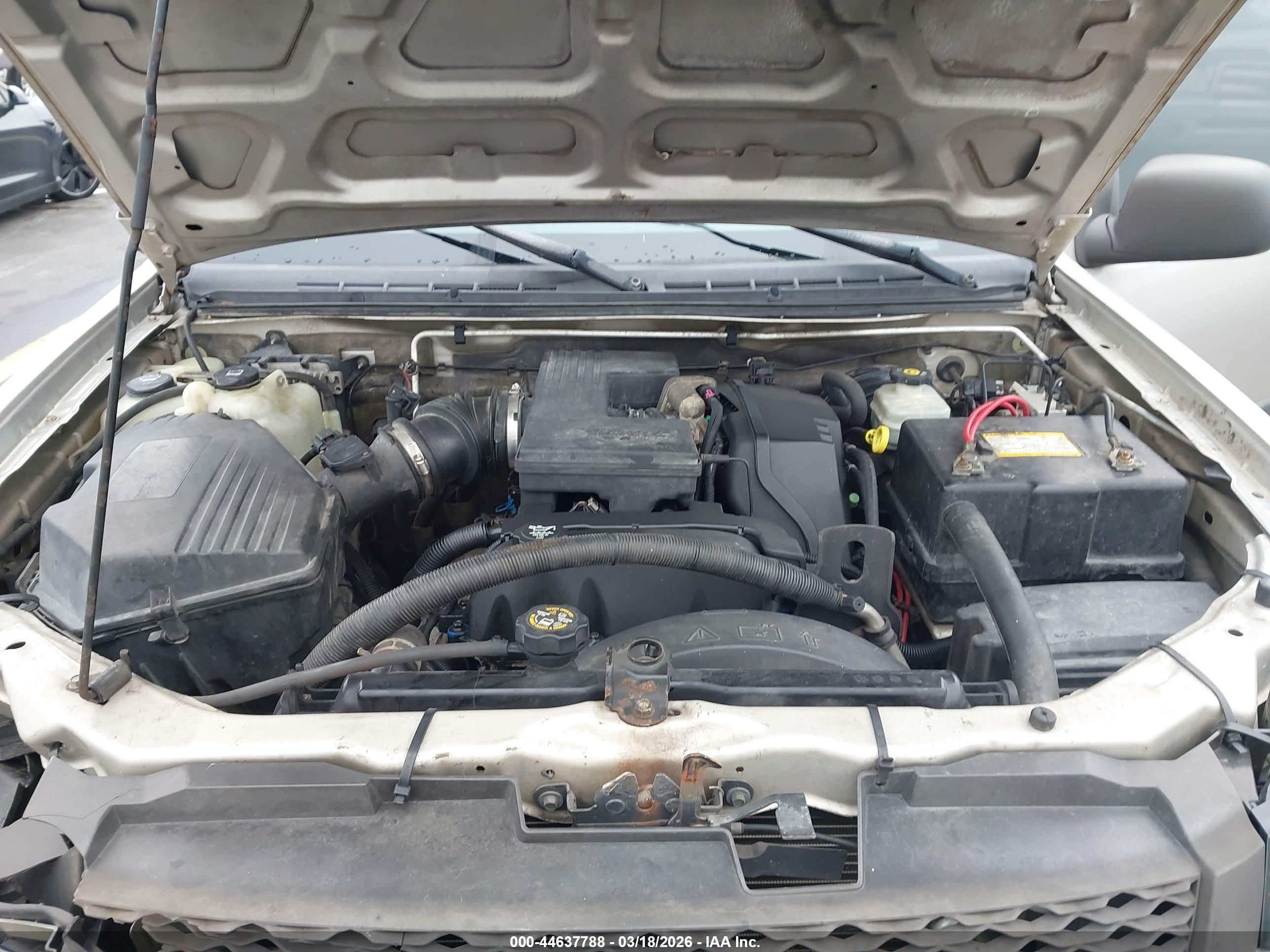 CHEVROLET COLORADO image 10