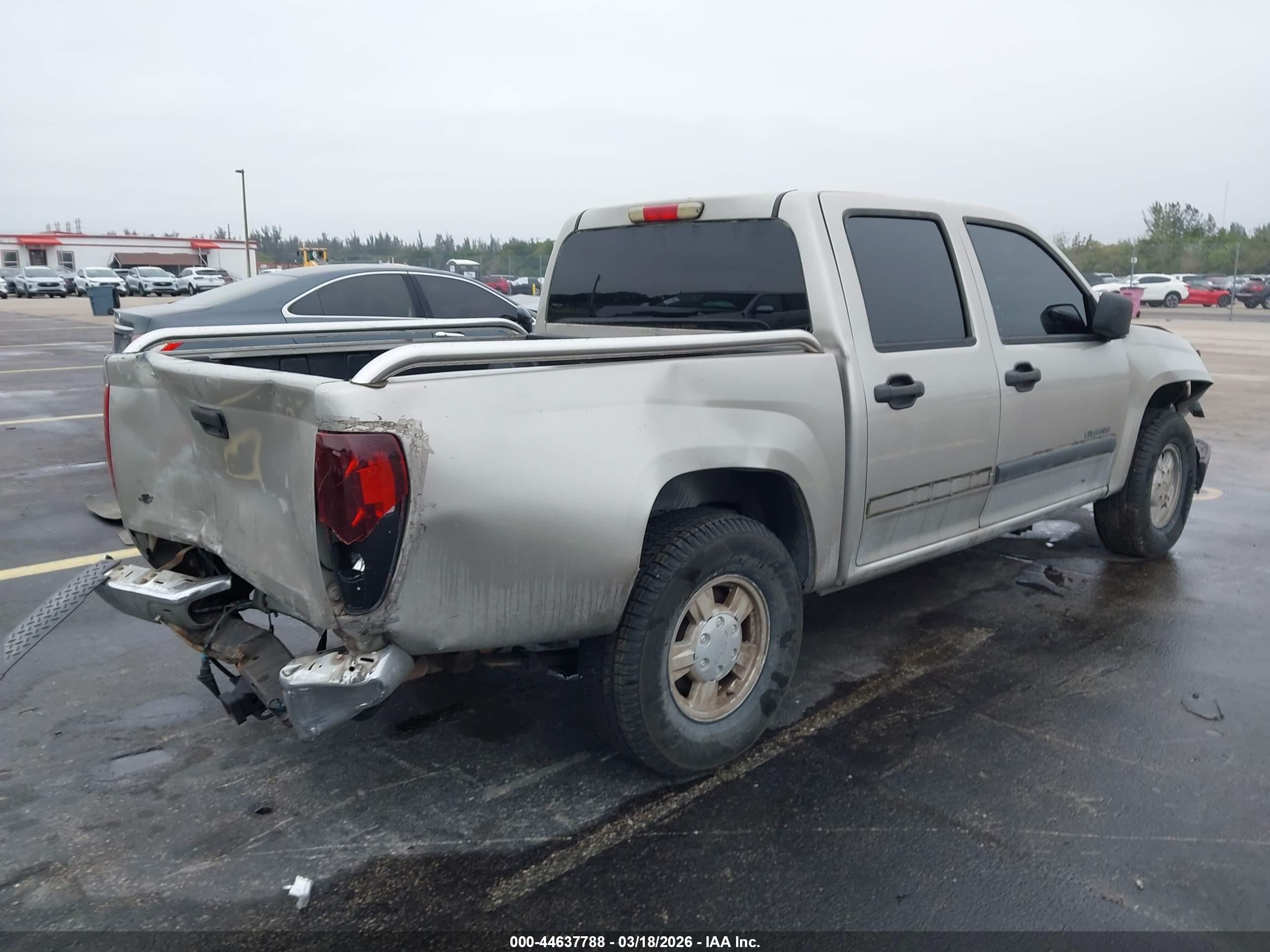 CHEVROLET COLORADO image 4