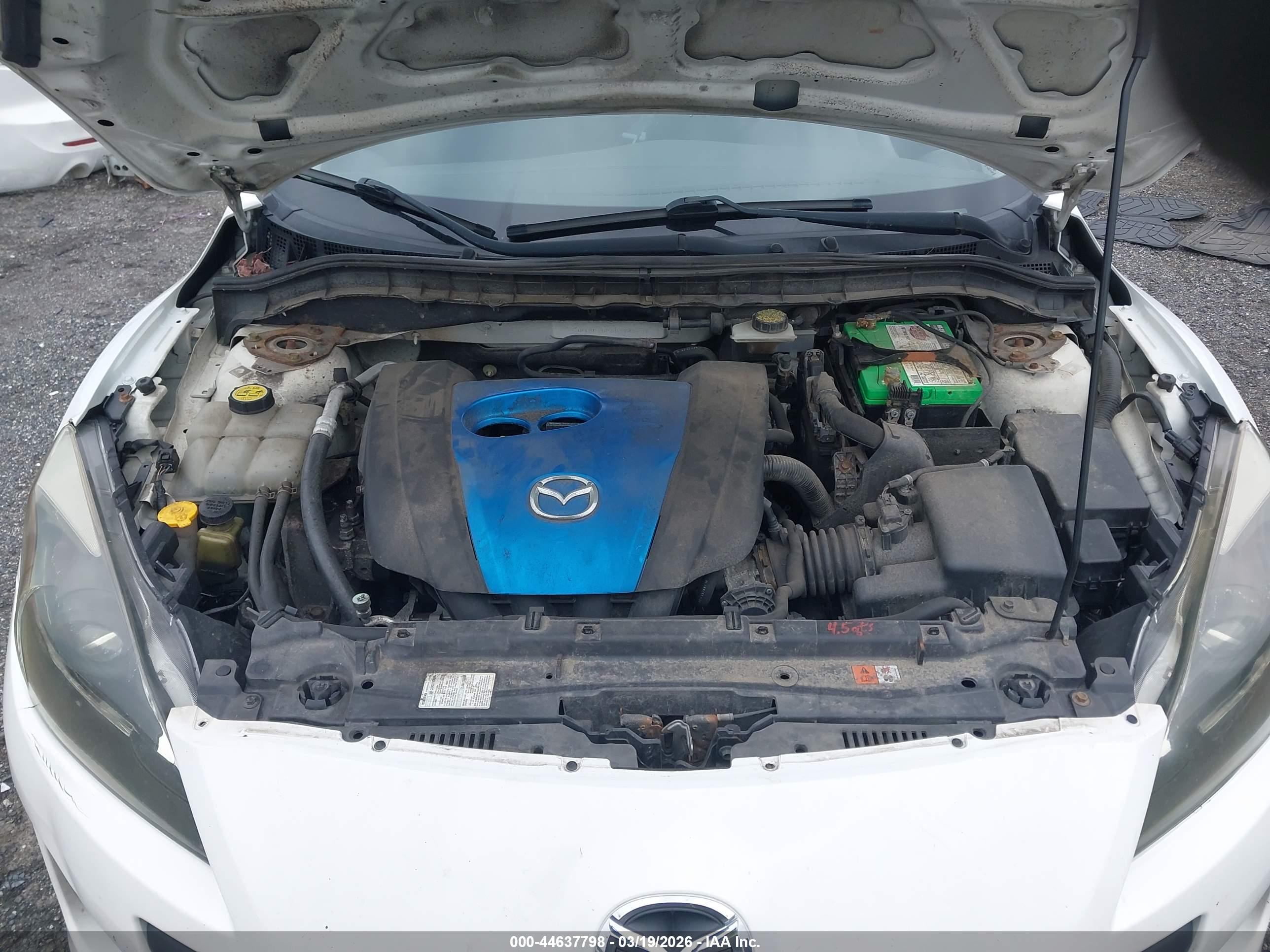 MAZDA MAZDA3 image 10