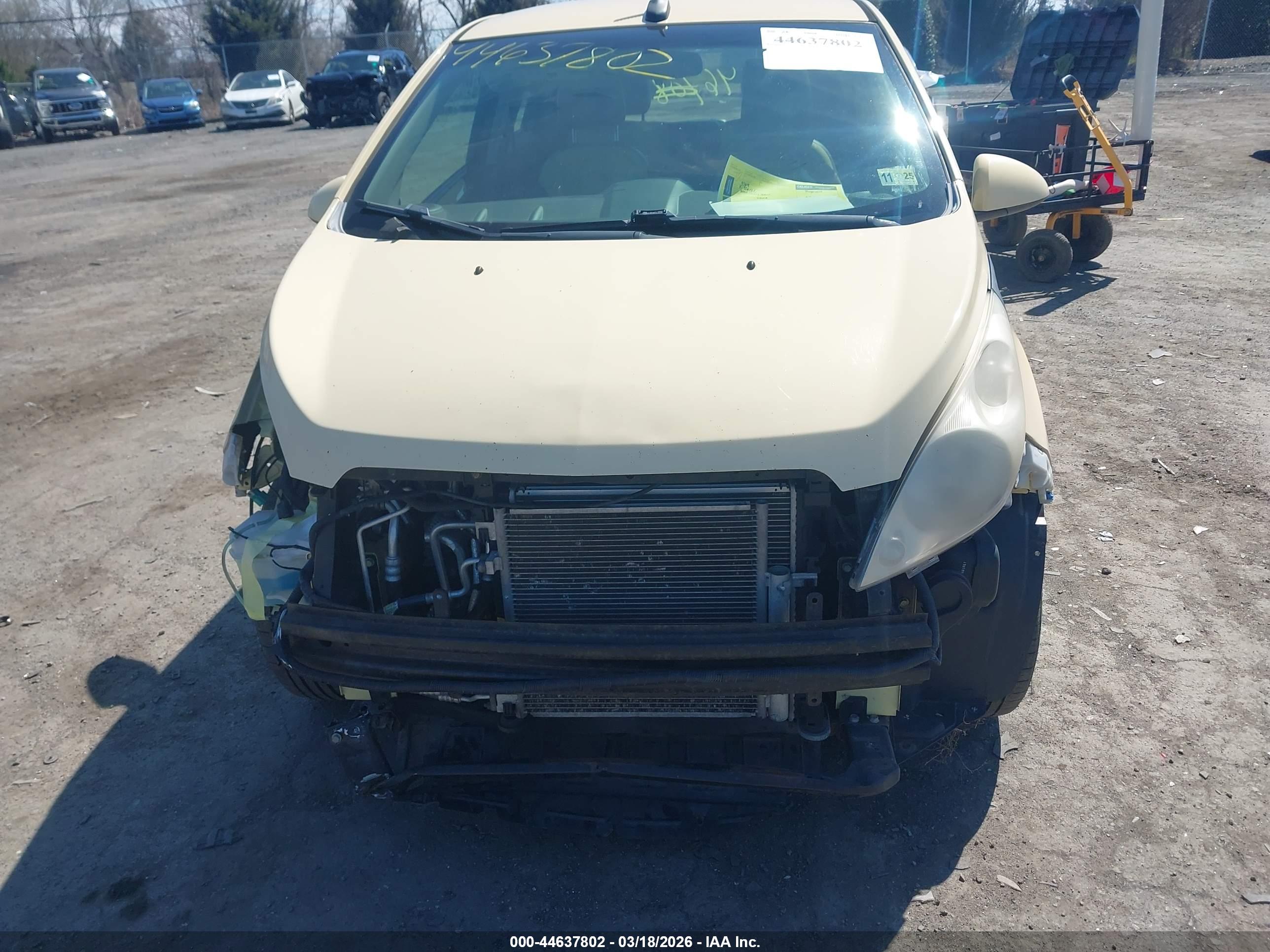 CHEVROLET SPARK image 6