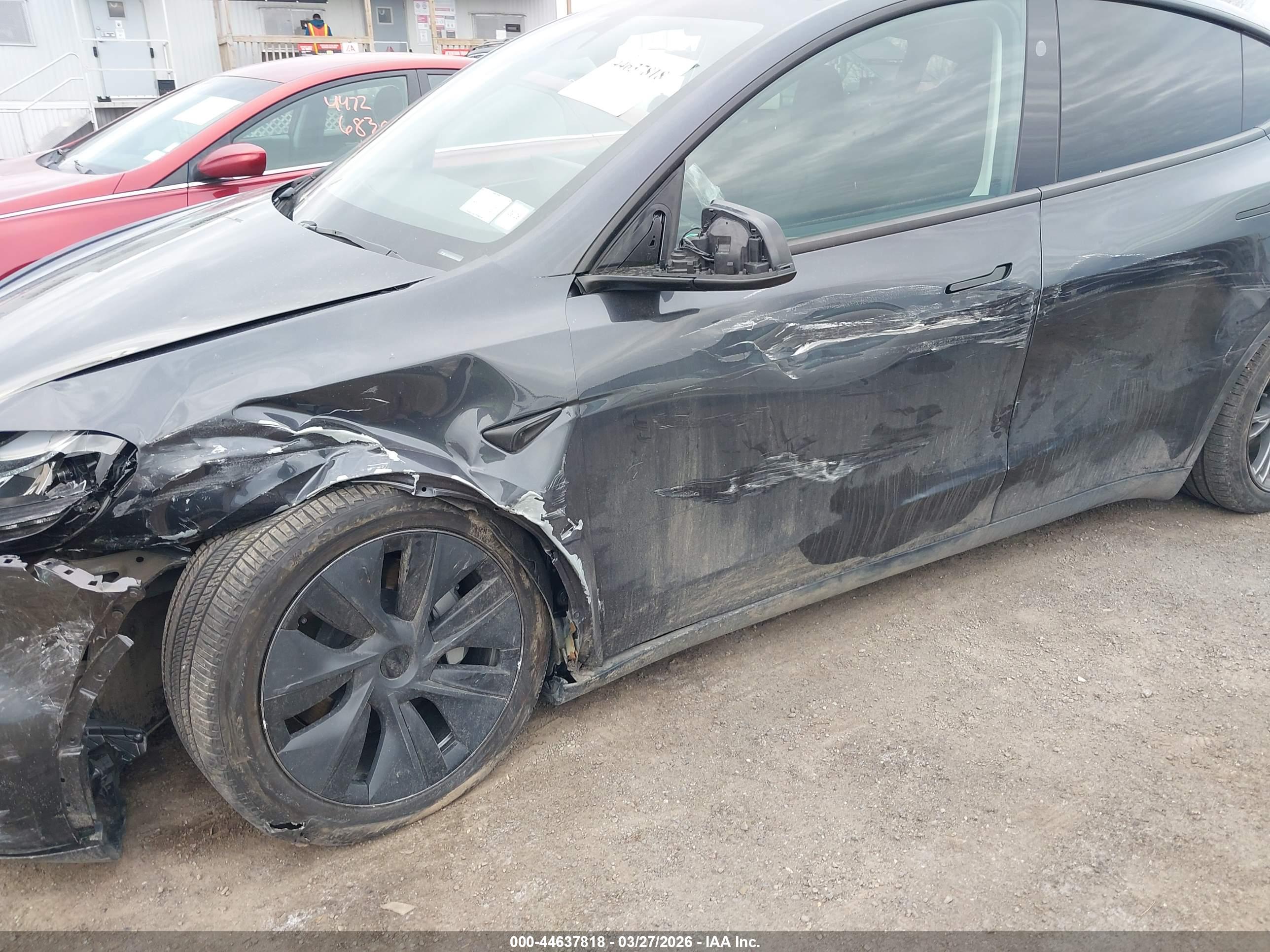 TESLA MODEL image 6