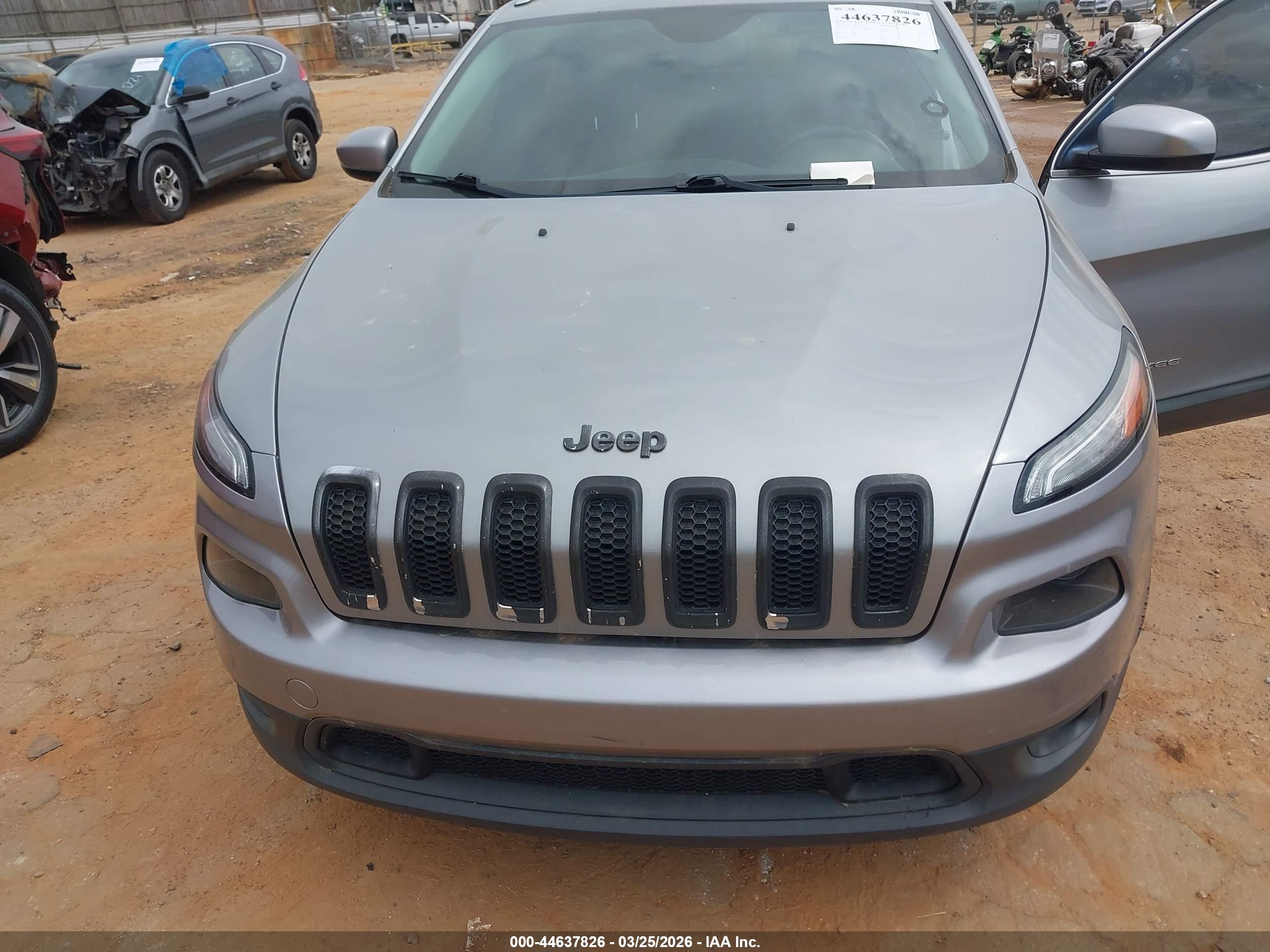 JEEP CHEROKEE image 6