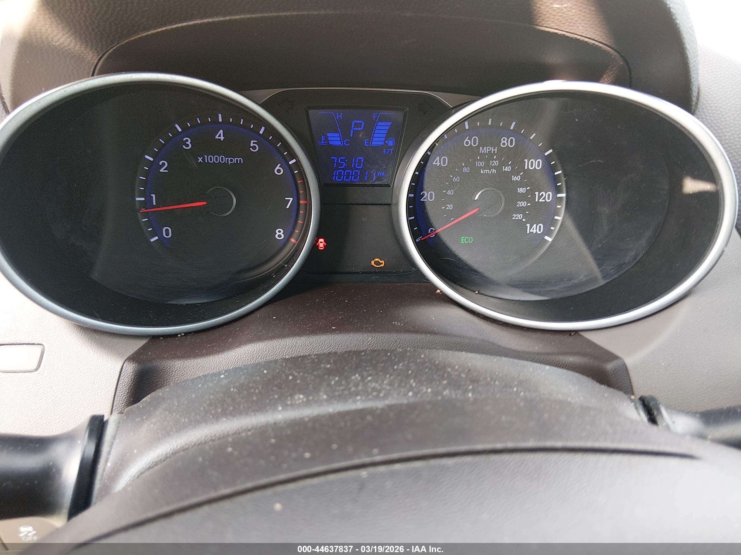 HYUNDAI TUCSON image 7
