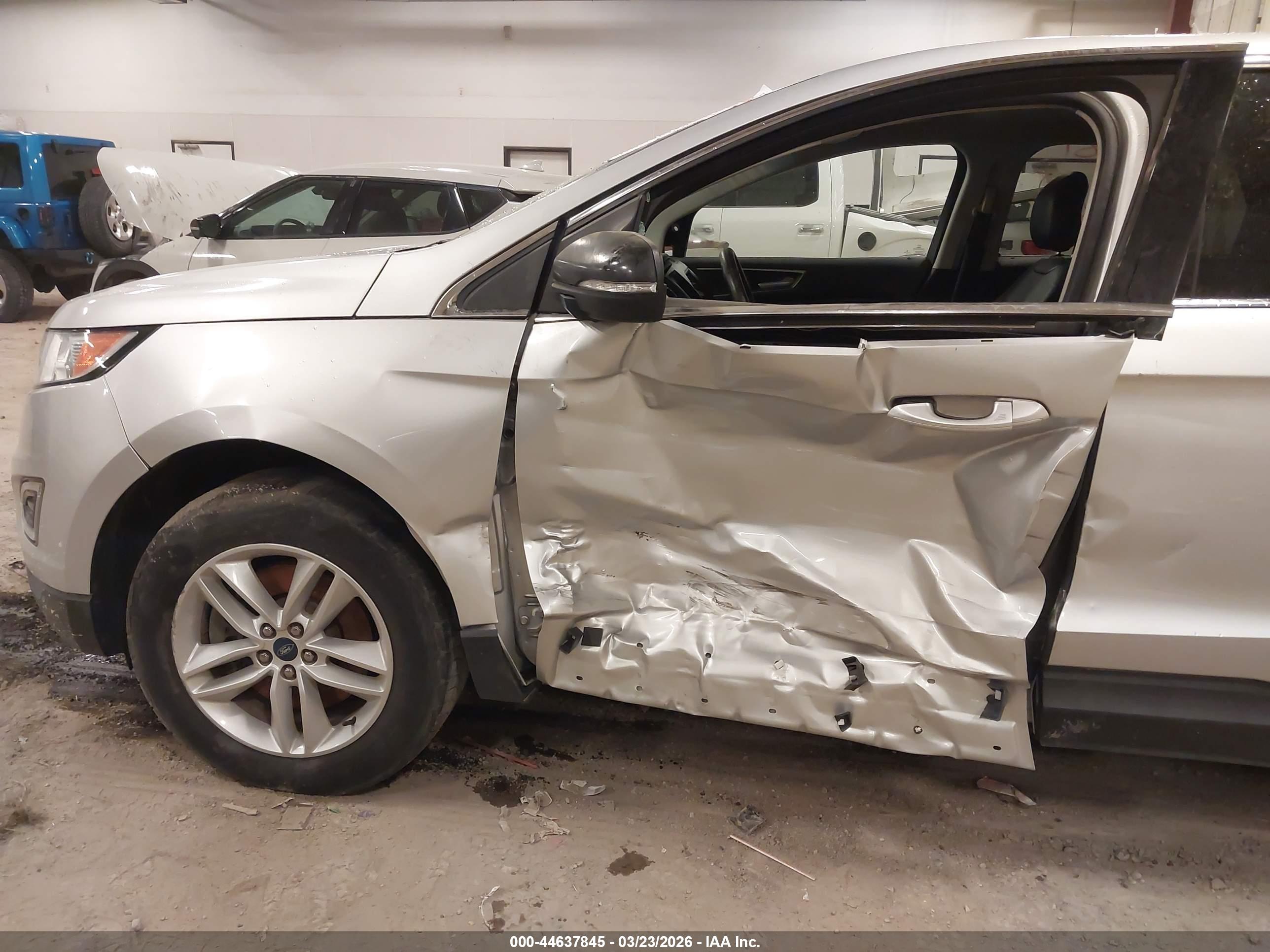 FORD EDGE image 6