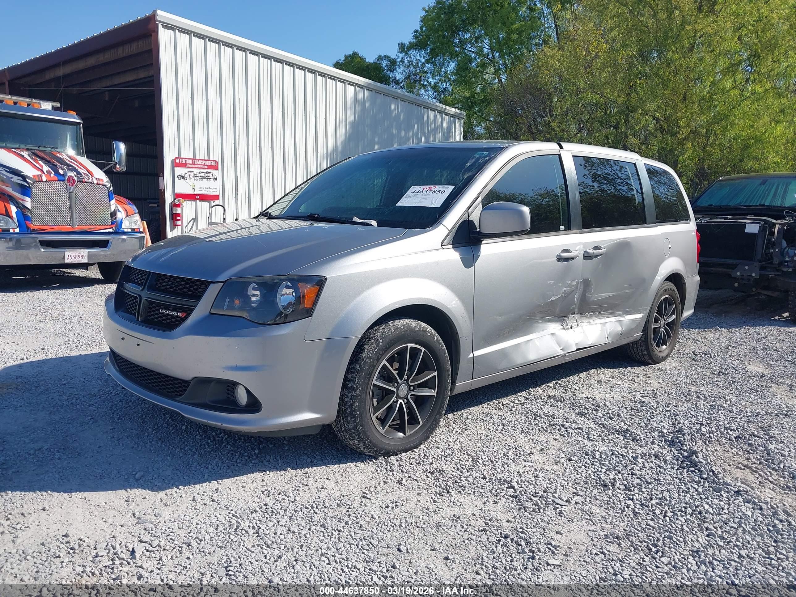 DODGE GRAND image 2