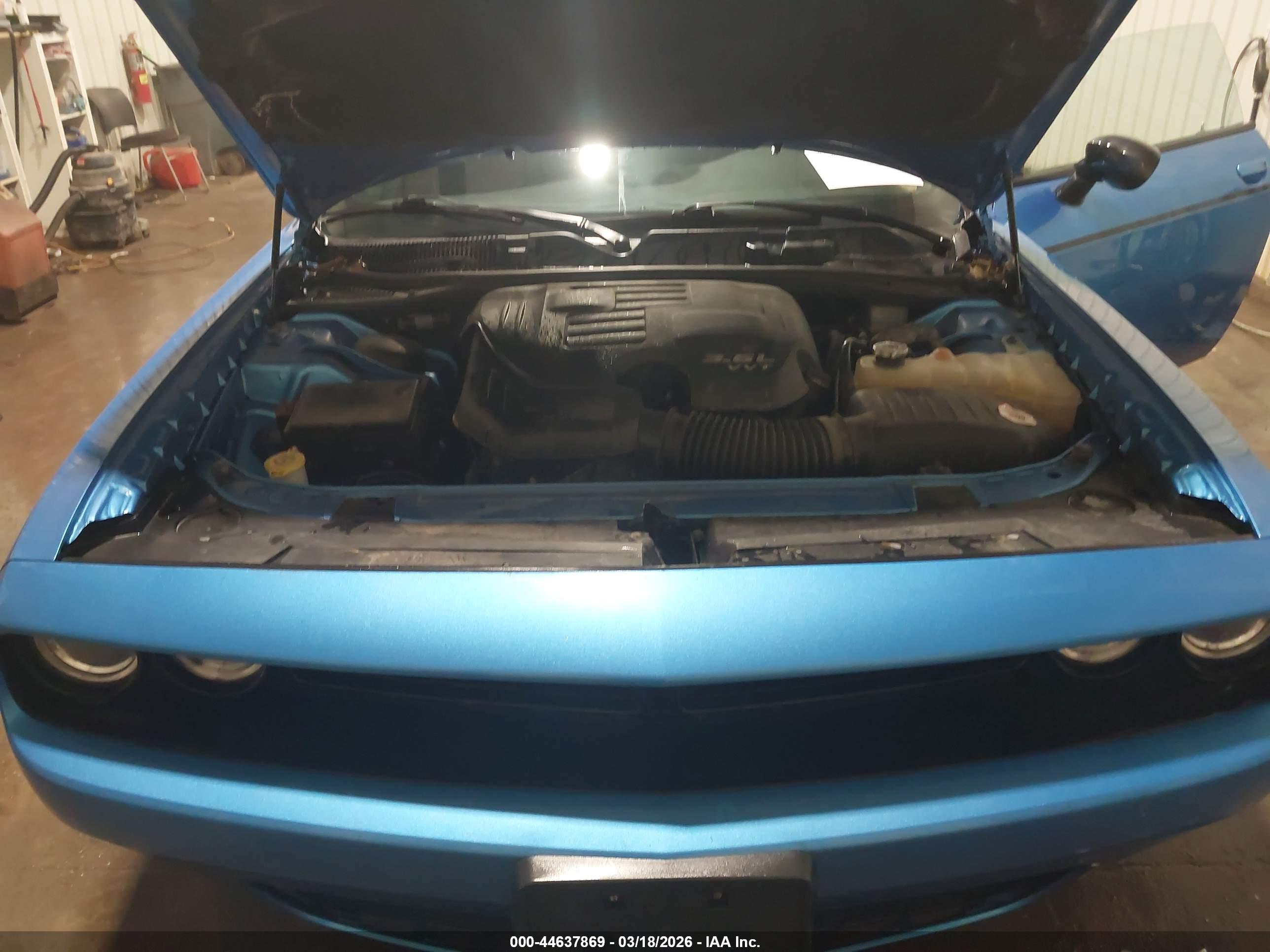 DODGE CHALLENGER image 10