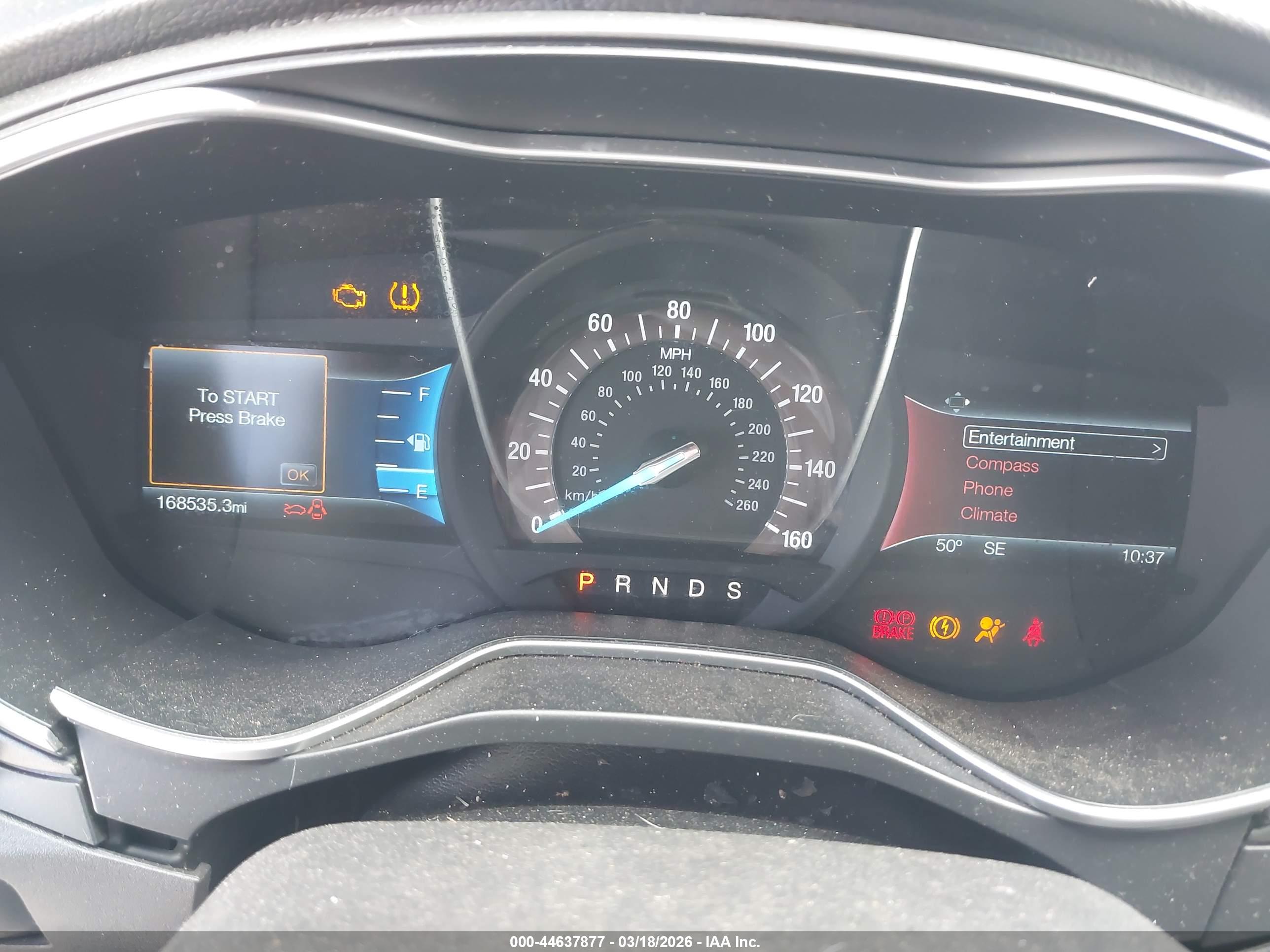 FORD FUSION image 7