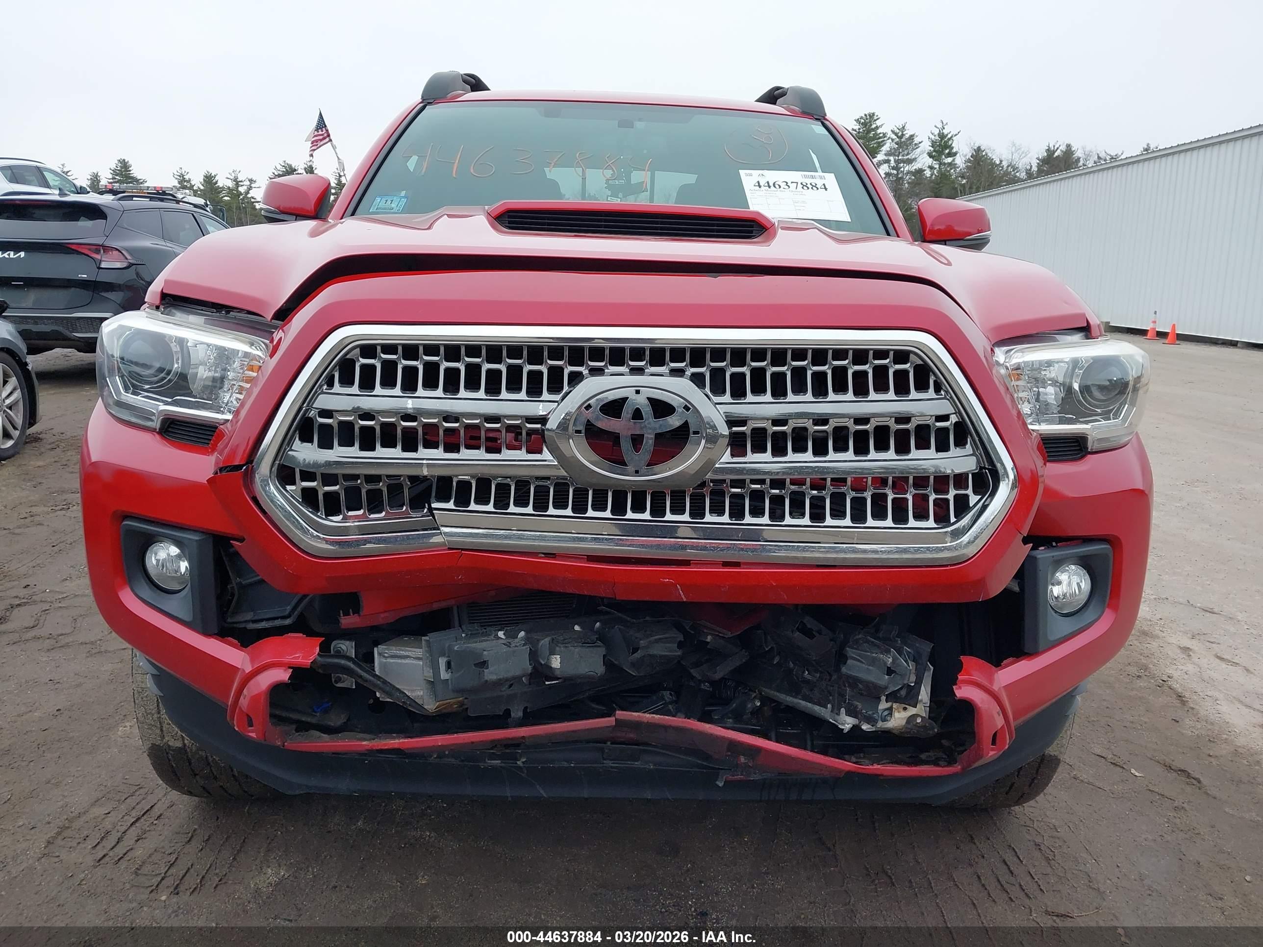 TOYOTA TACOMA image 6