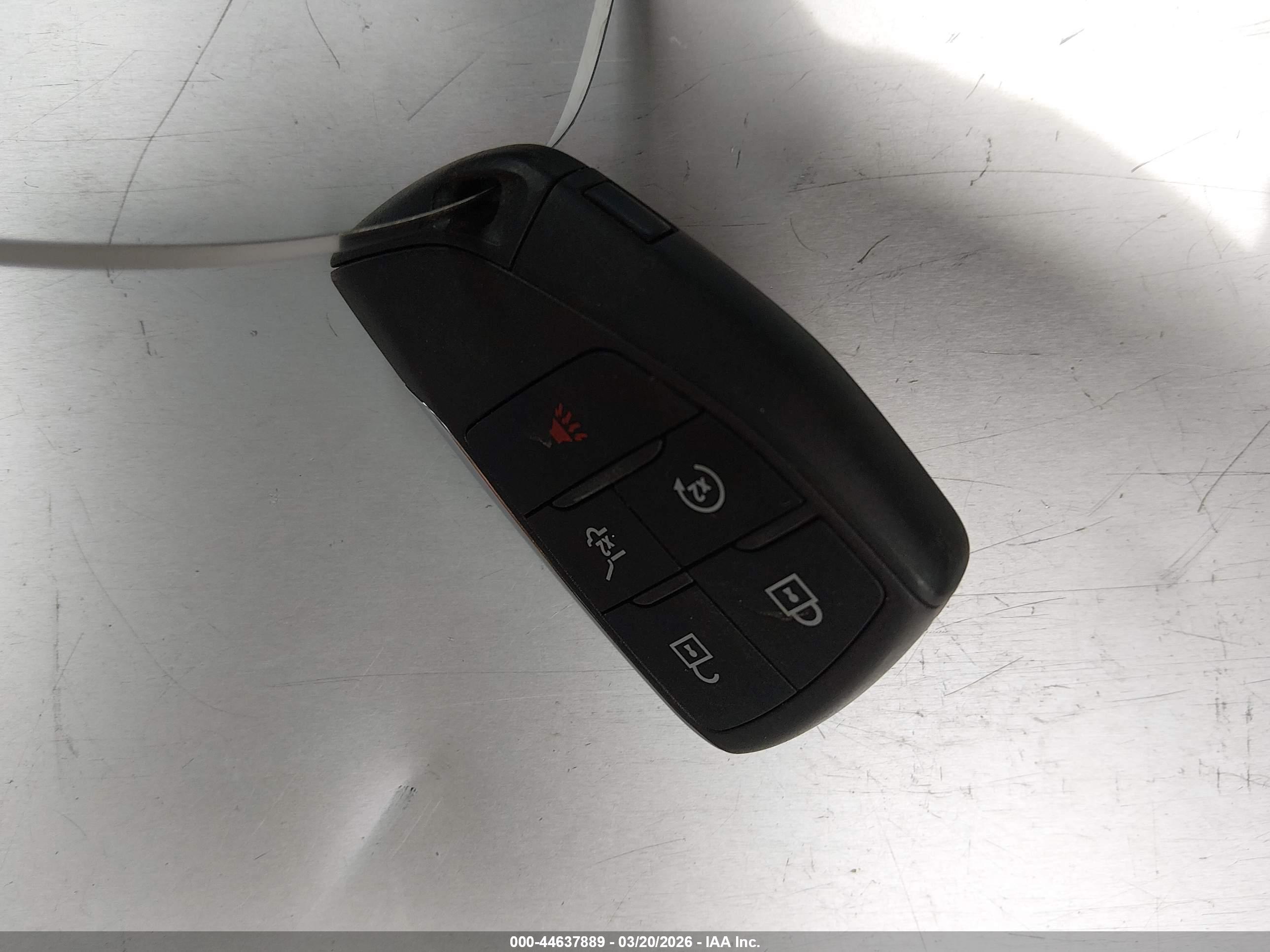 CHEVROLET EQUINOX image 11