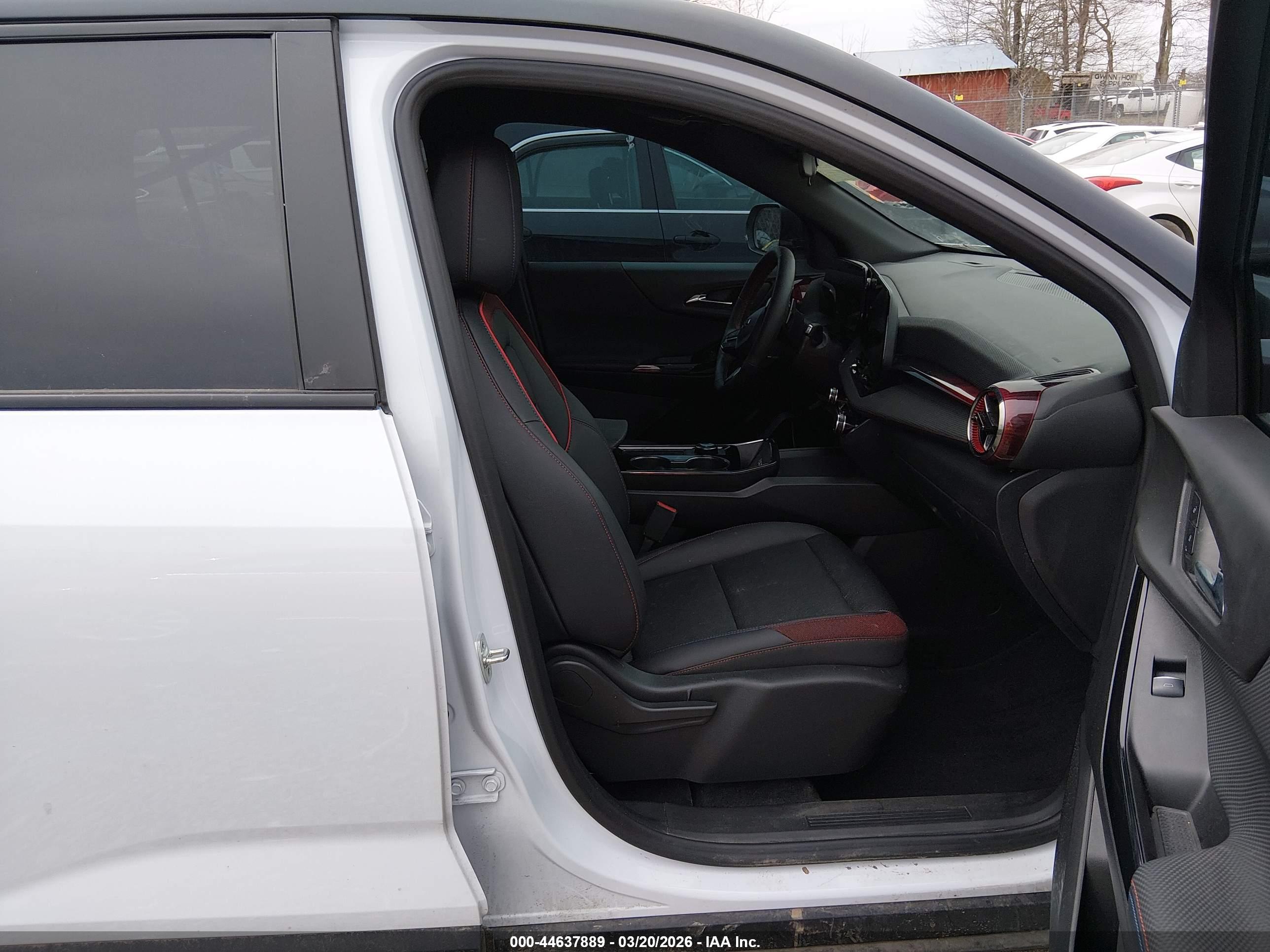 CHEVROLET EQUINOX image 5