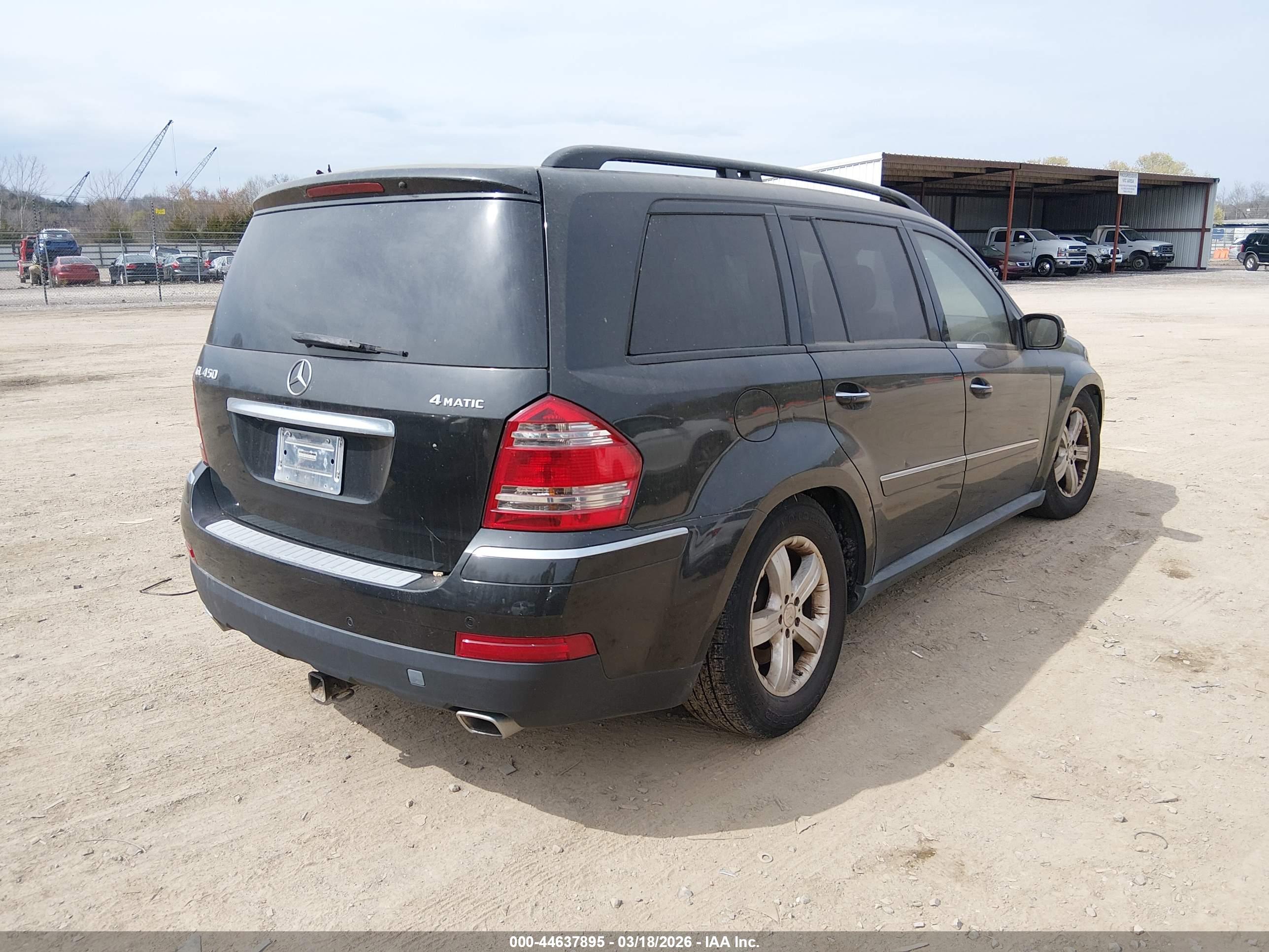 MERCEDES-BENZ GL image 4