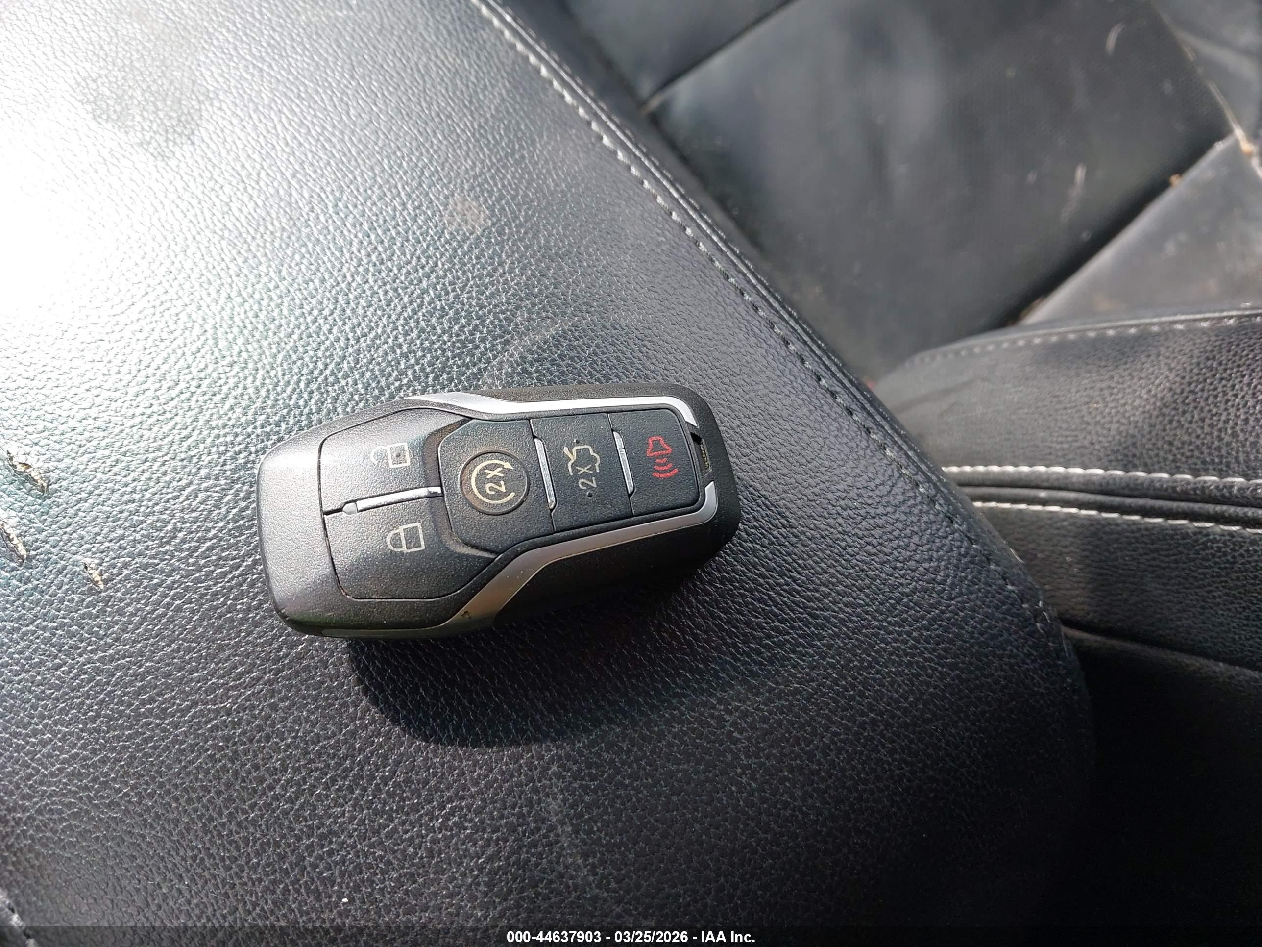 FORD EXPLORER image 11
