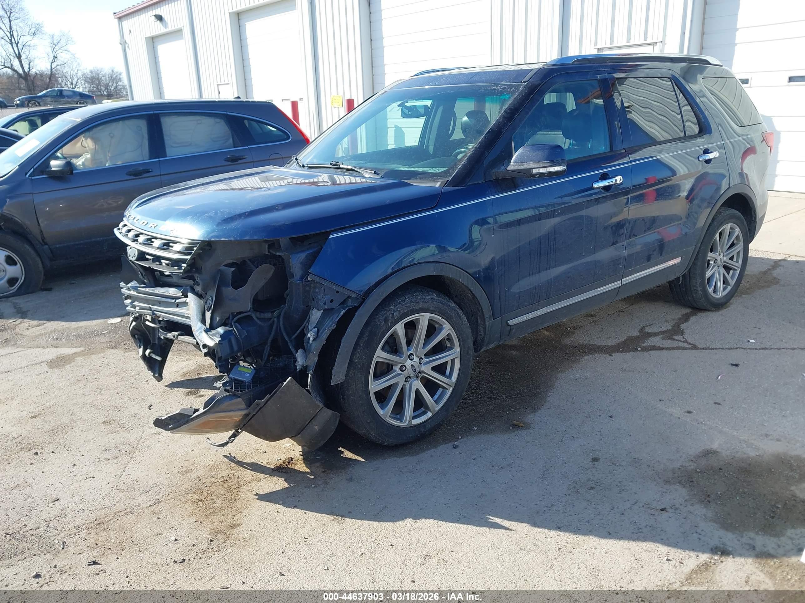FORD EXPLORER image 2