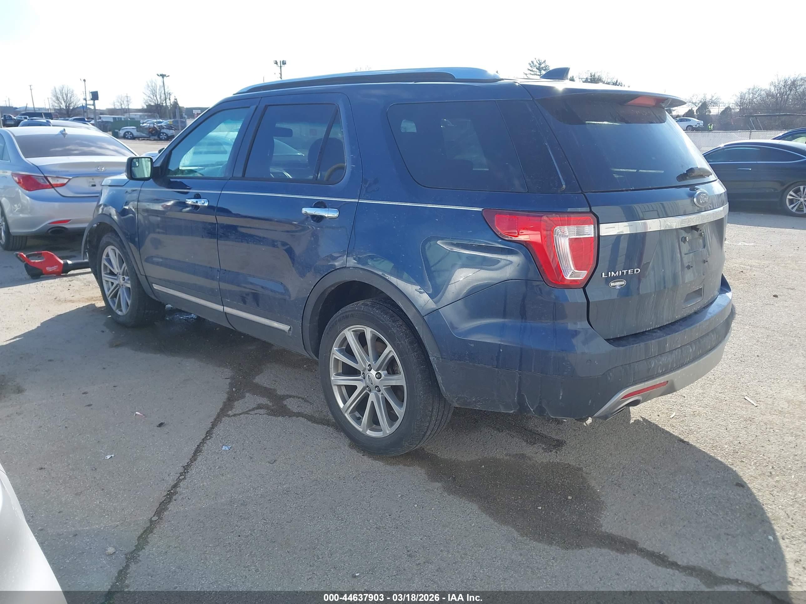 FORD EXPLORER image 3
