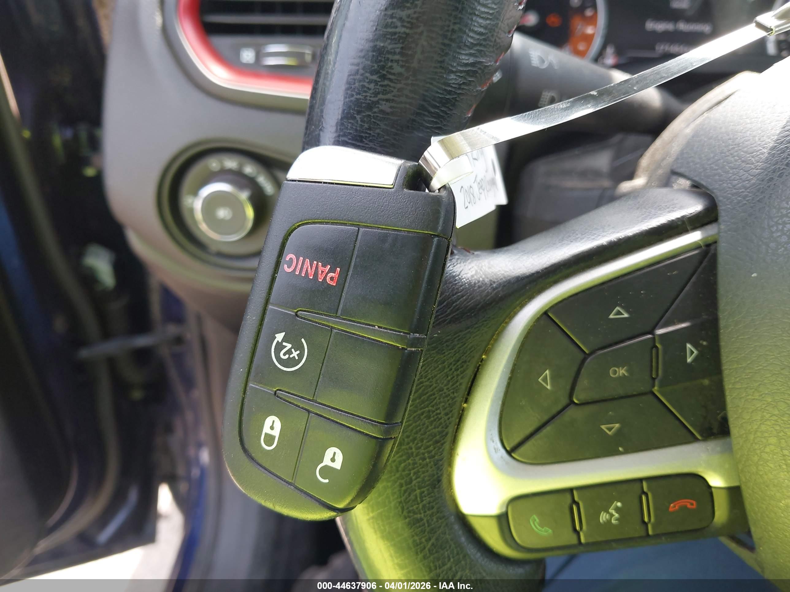 JEEP RENEGADE image 11