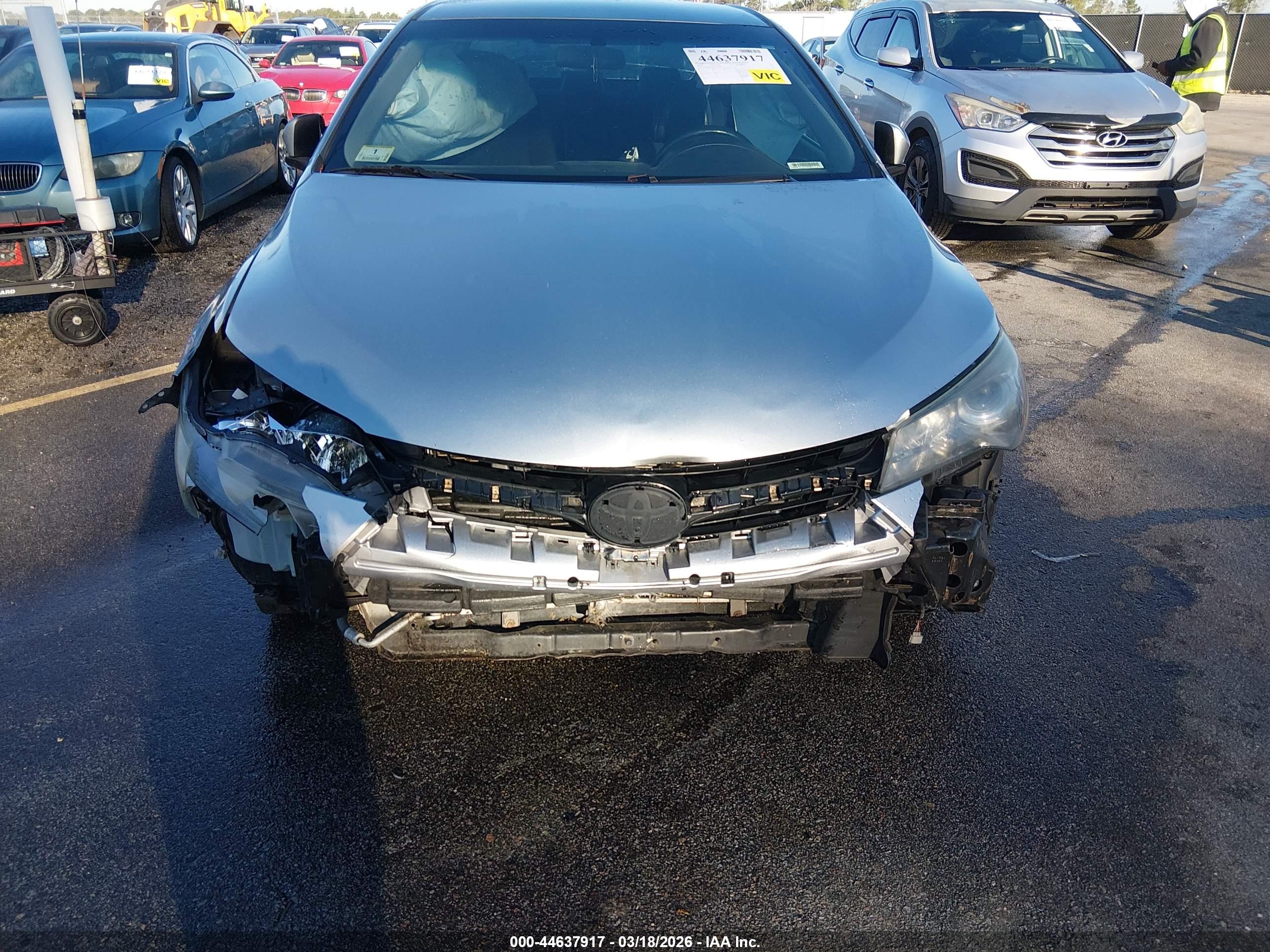 TOYOTA CAMRY image 6