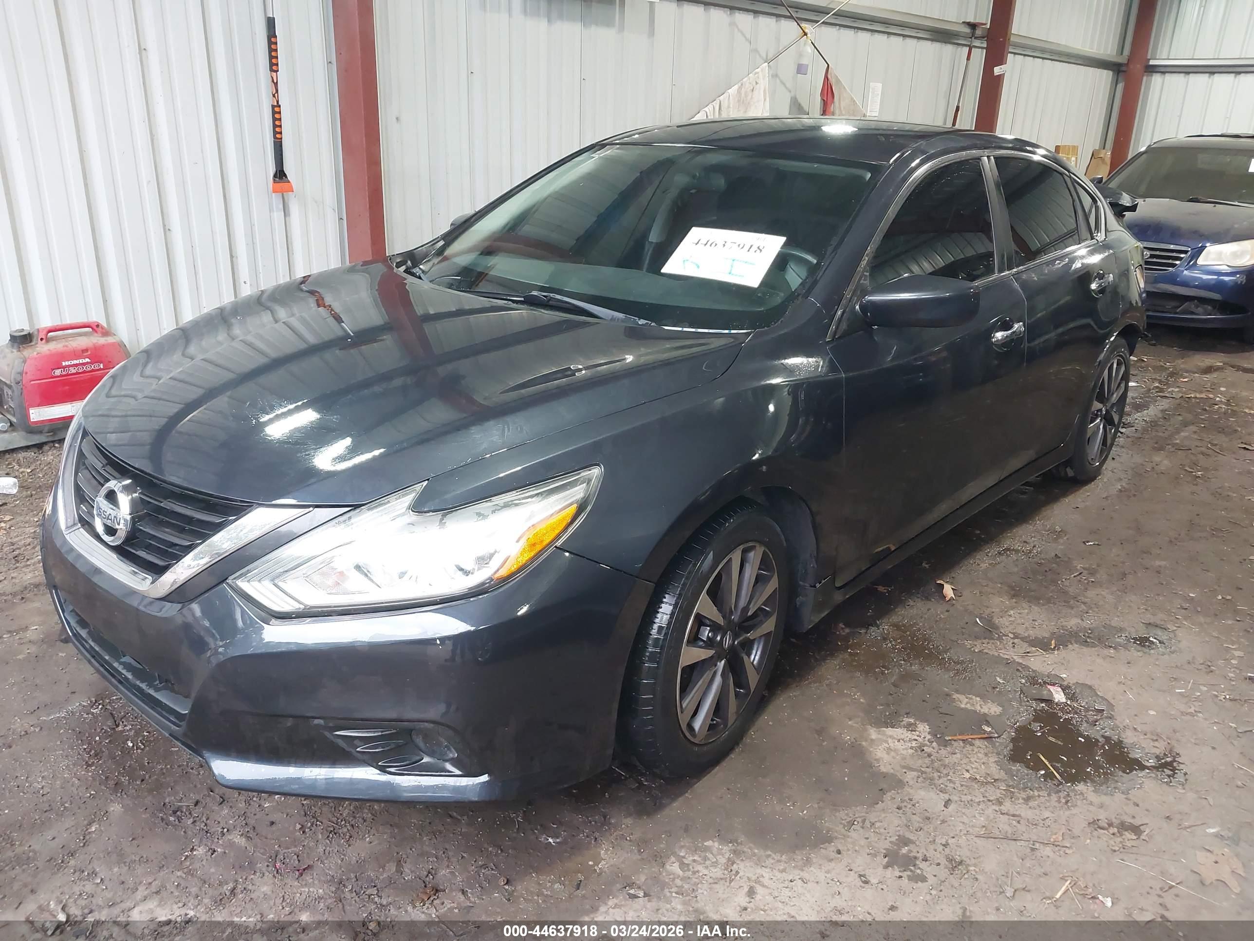 NISSAN ALTIMA image 2