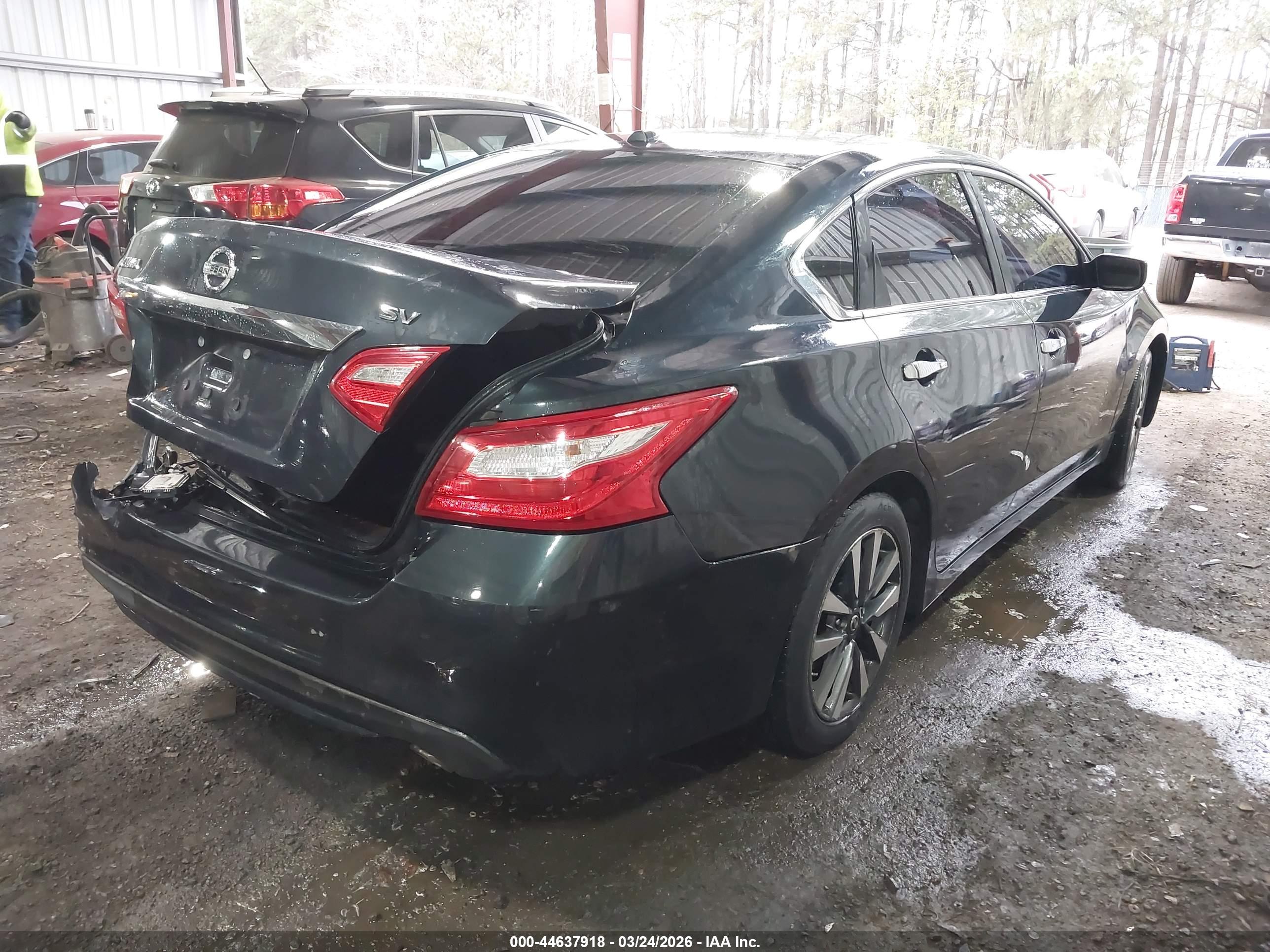 NISSAN ALTIMA image 4