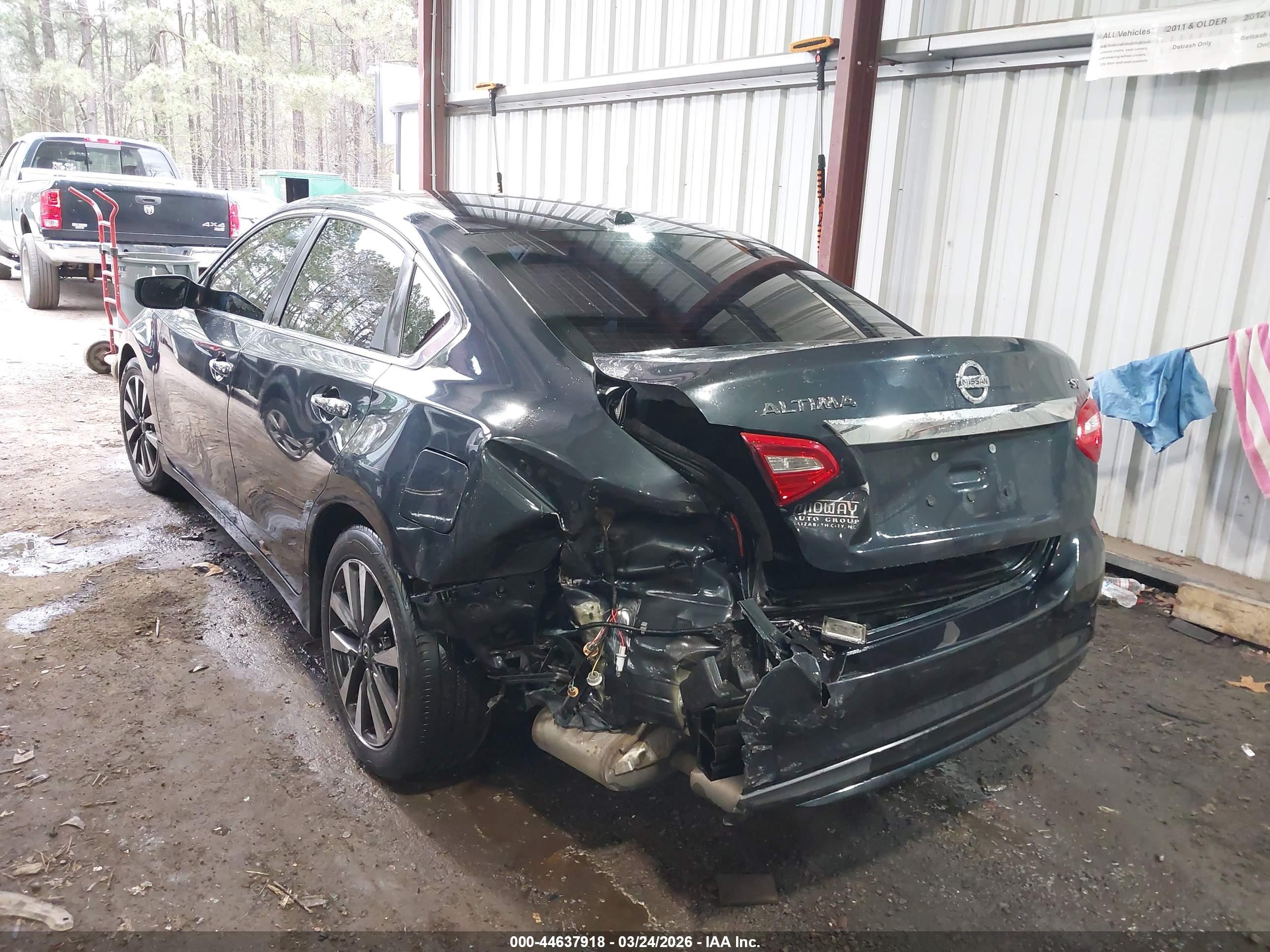 NISSAN ALTIMA image 6