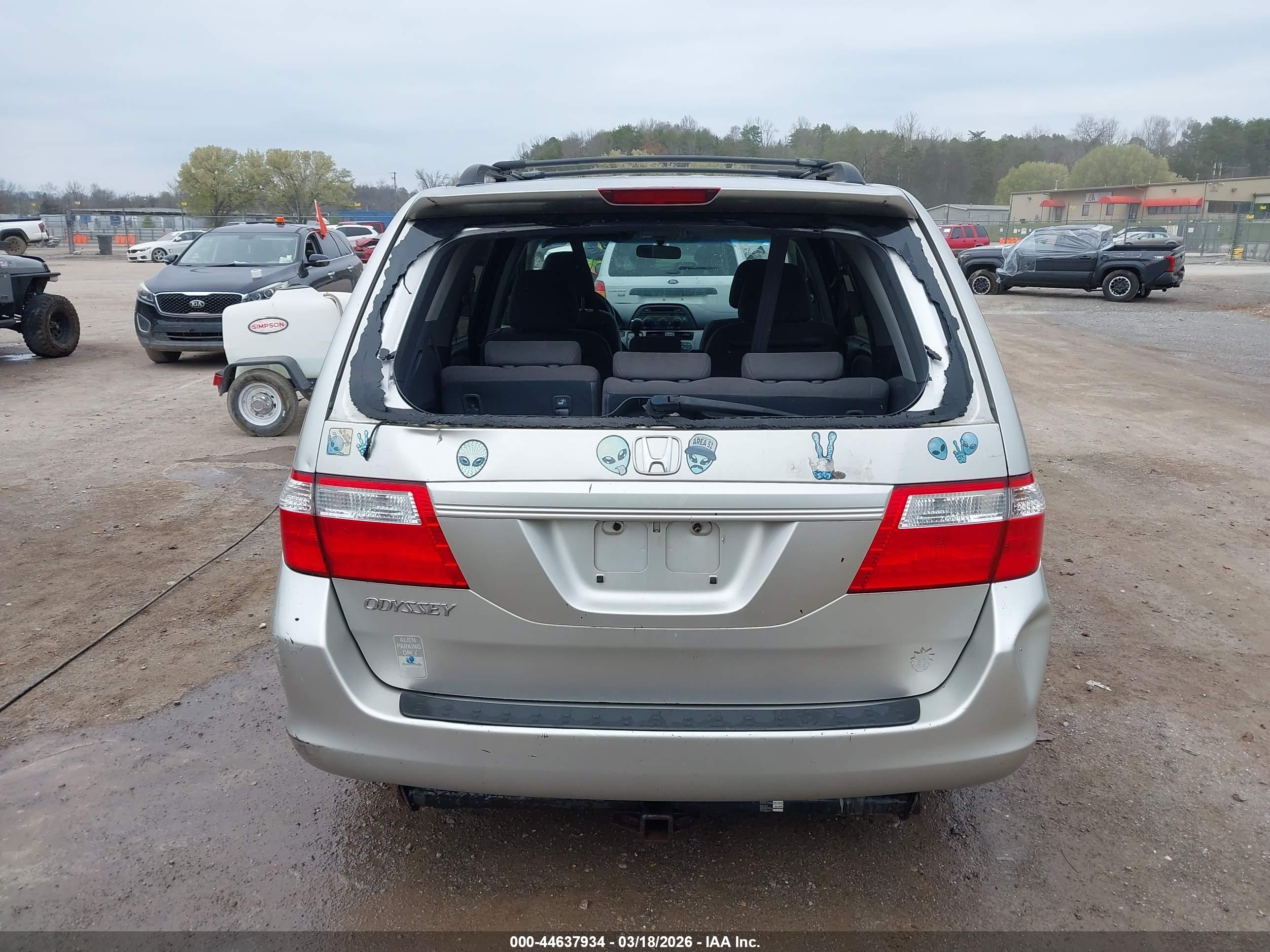 HONDA ODYSSEY image 6