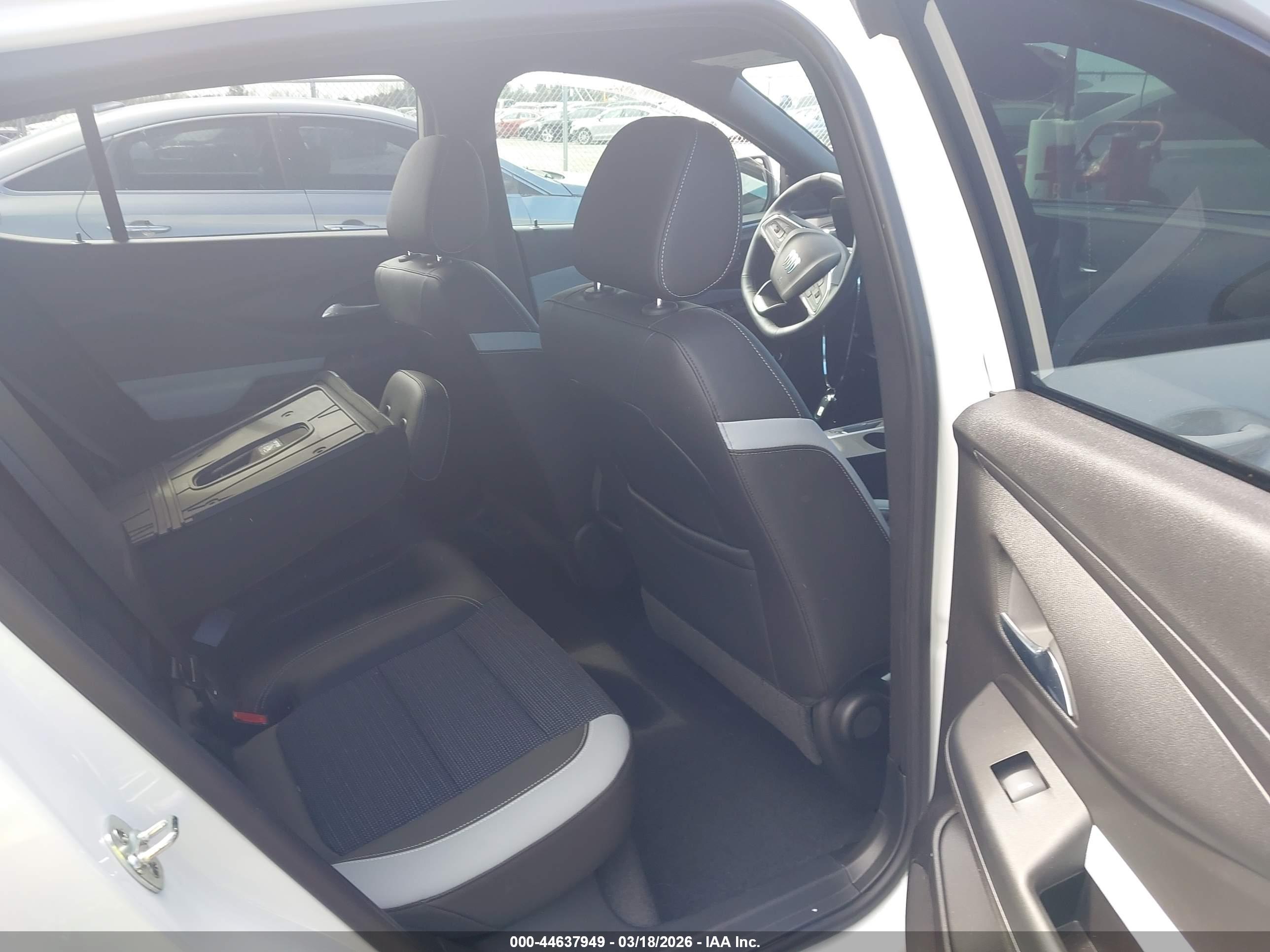 BUICK ENVISTA image 8