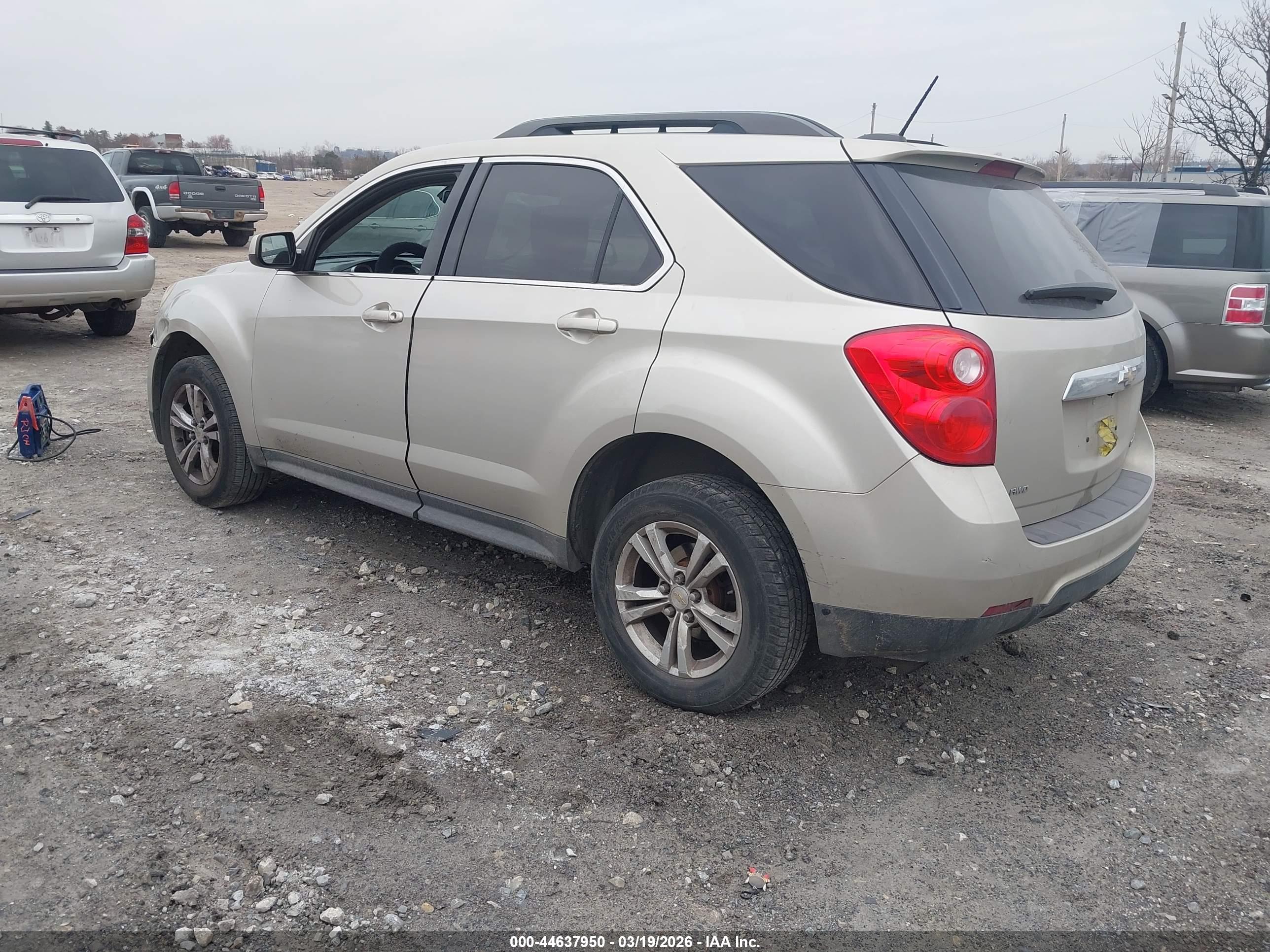 CHEVROLET EQUINOX image 3