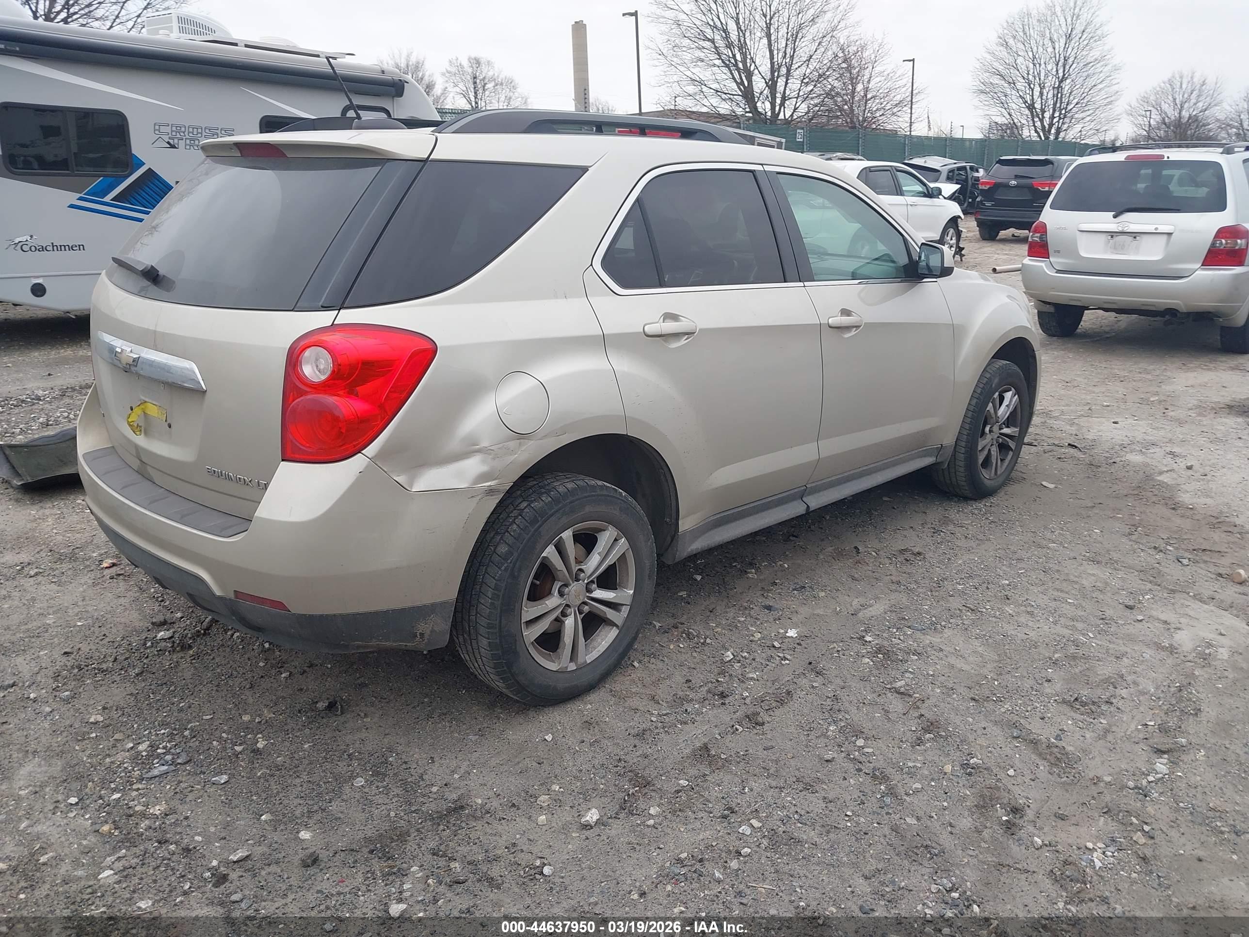 CHEVROLET EQUINOX image 4