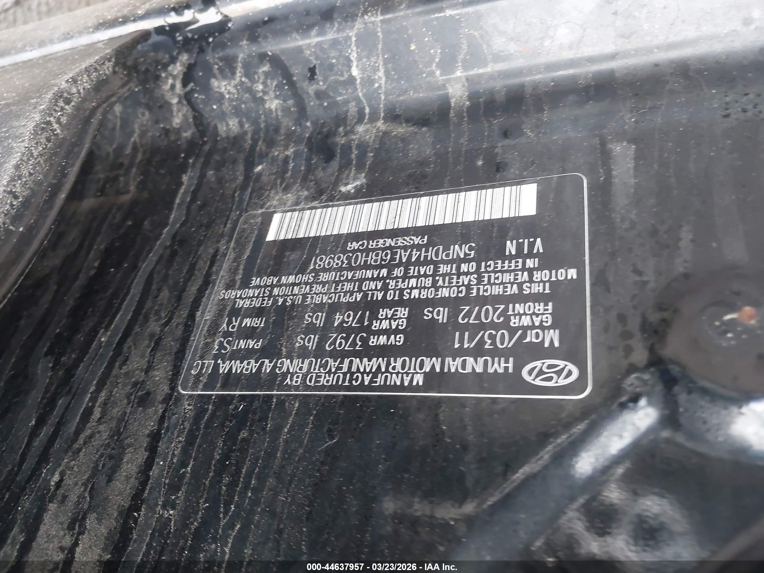 HYUNDAI ELANTRA image 9