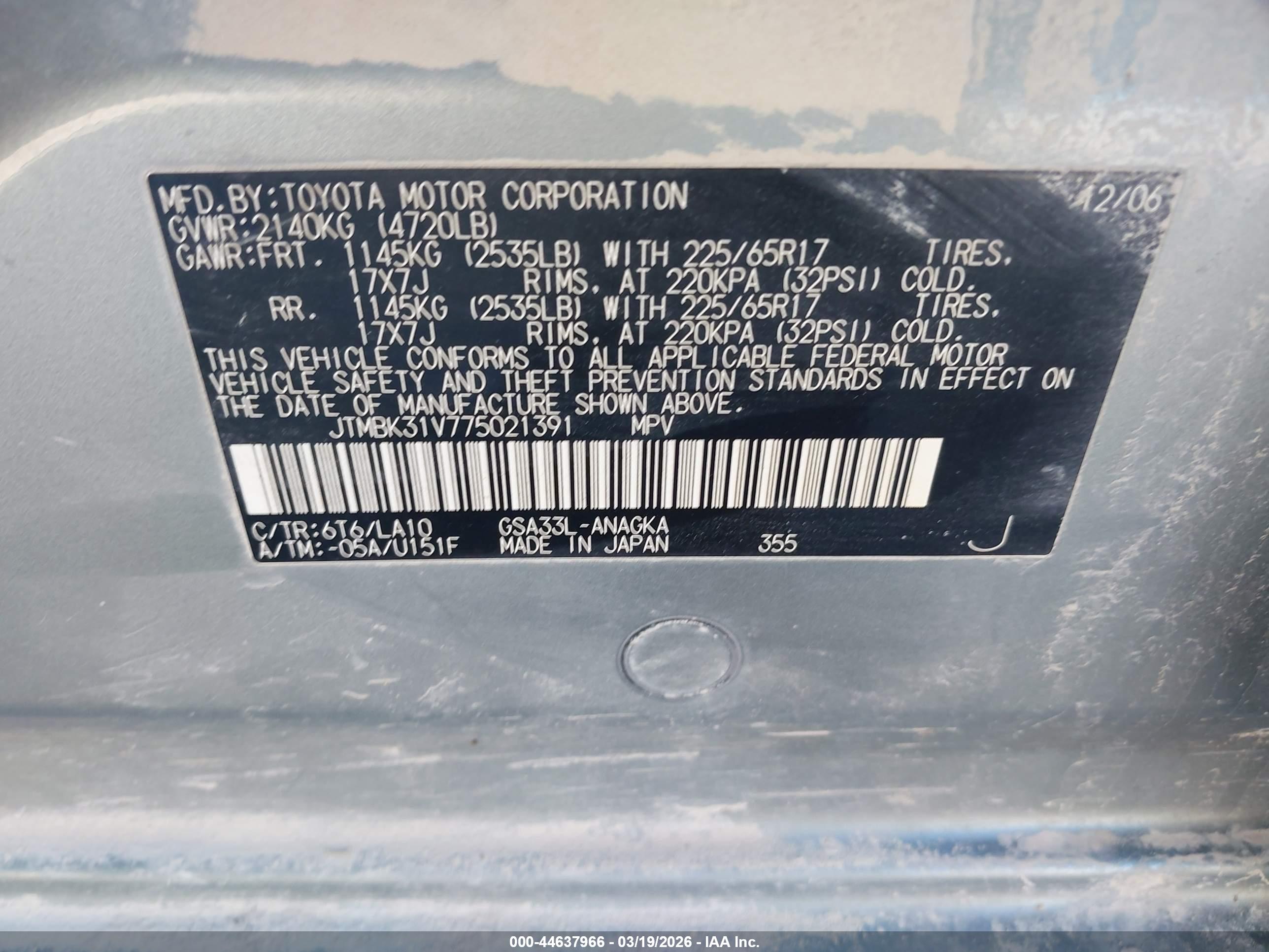 TOYOTA RAV4 image 9
