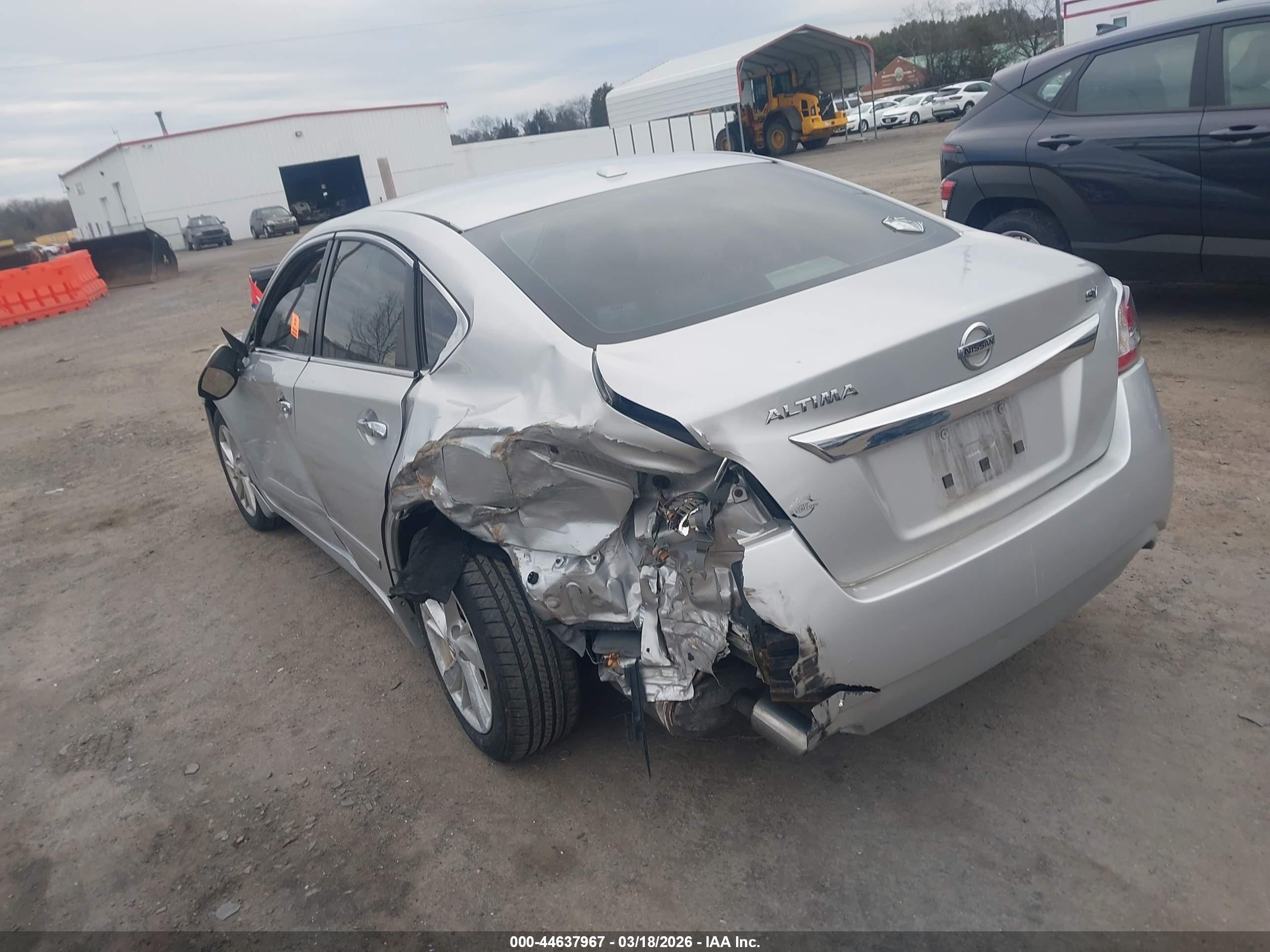 NISSAN ALTIMA image 6
