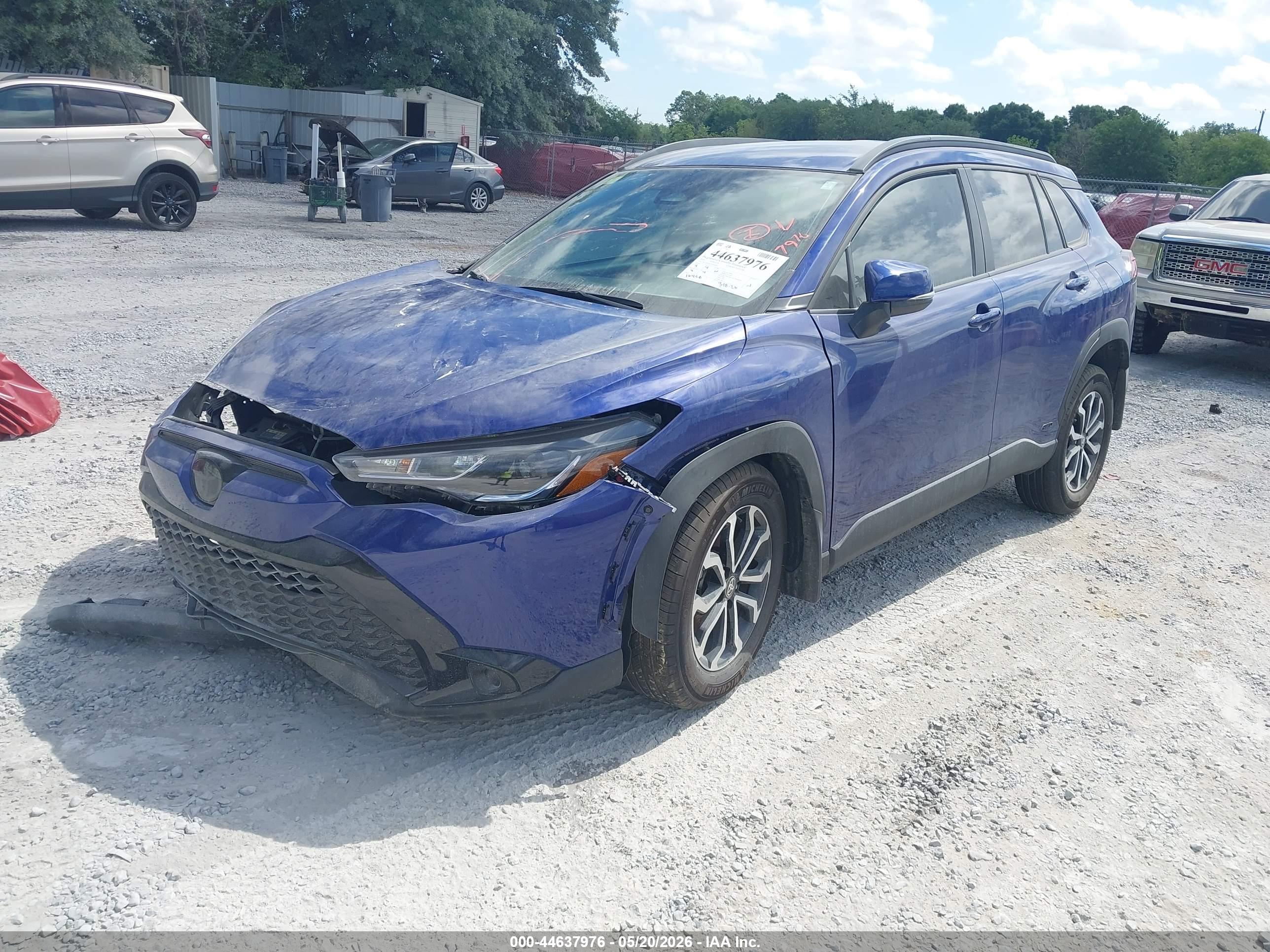 TOYOTA COROLLA image 2