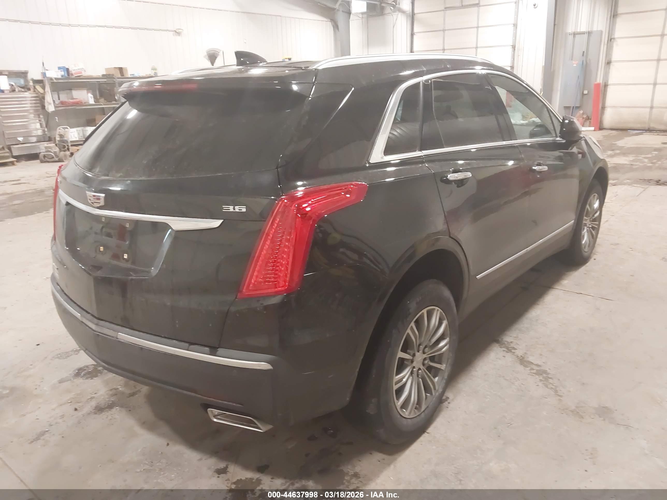 CADILLAC XT5 image 4