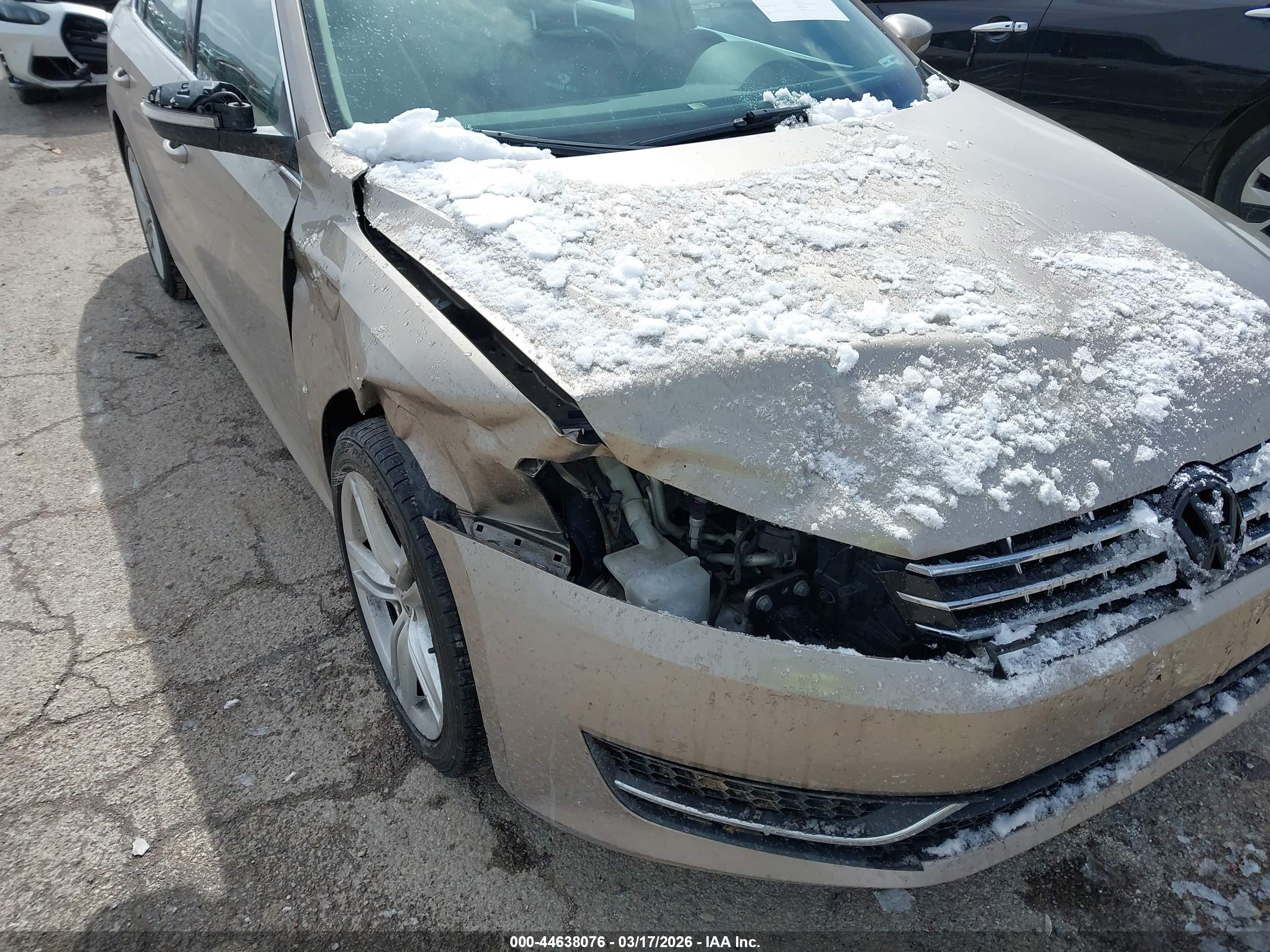VOLKSWAGEN PASSAT image 6
