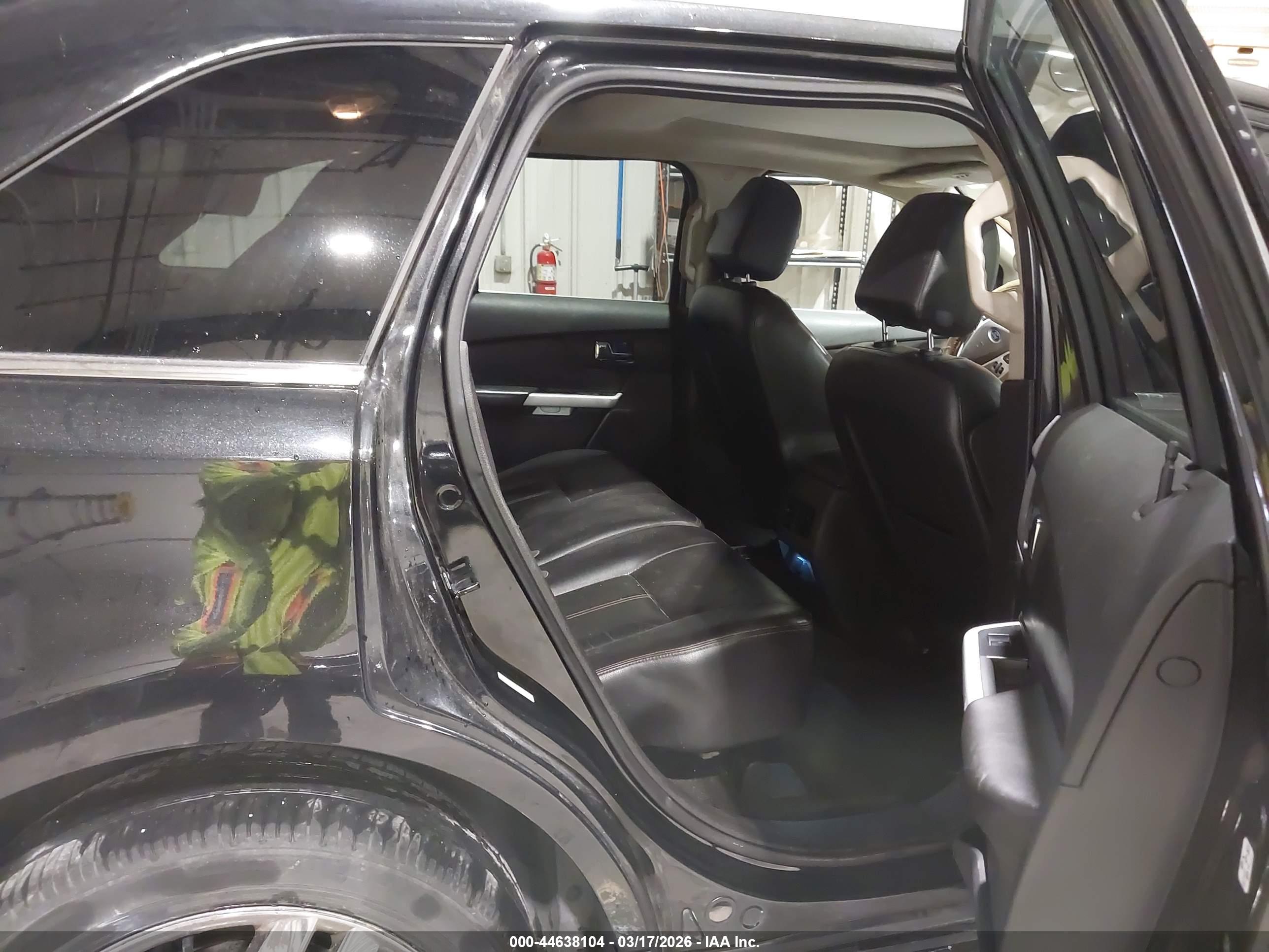 FORD EDGE image 8