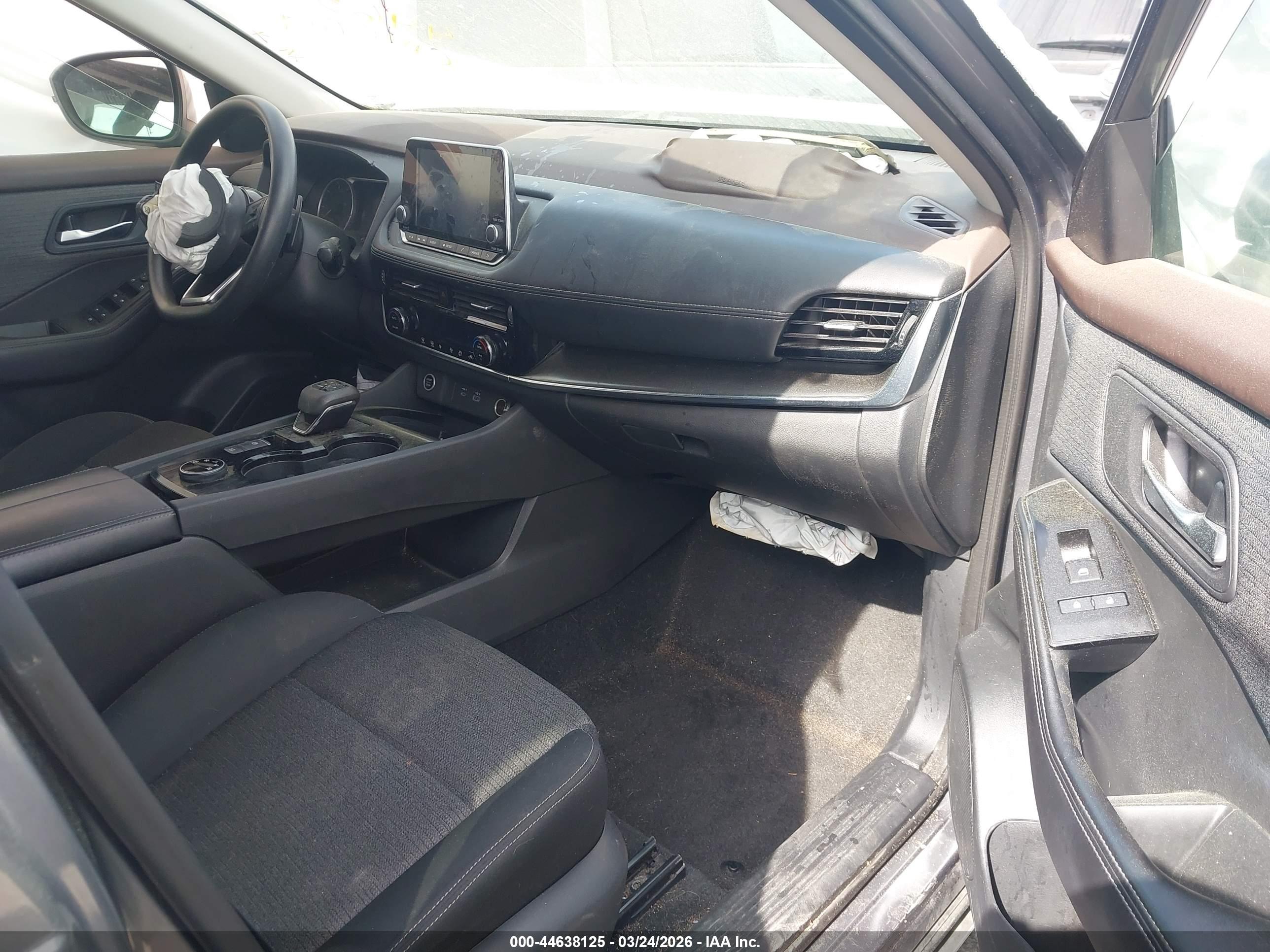 NISSAN ROGUE image 5