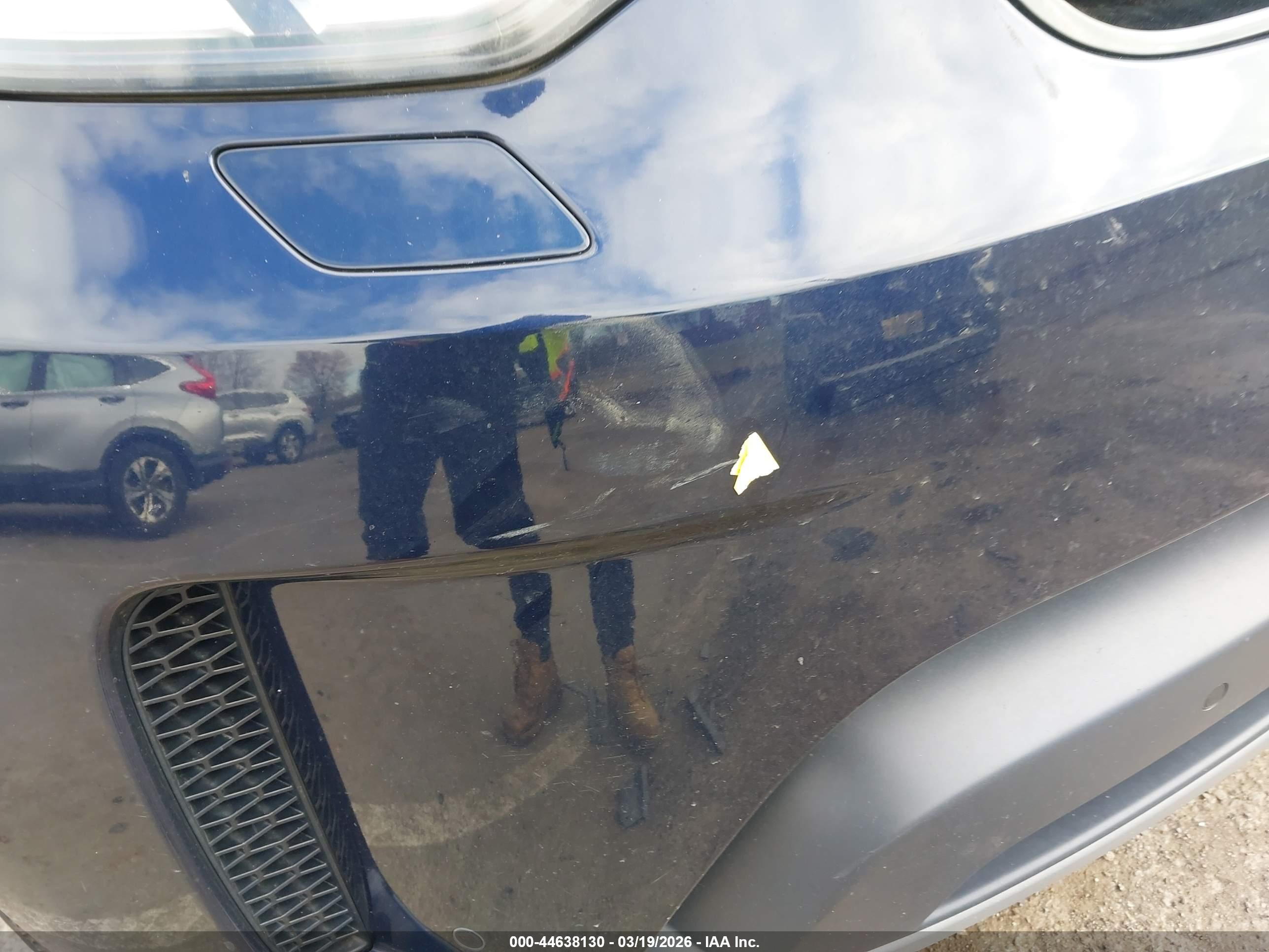 LAND ROVER image 6