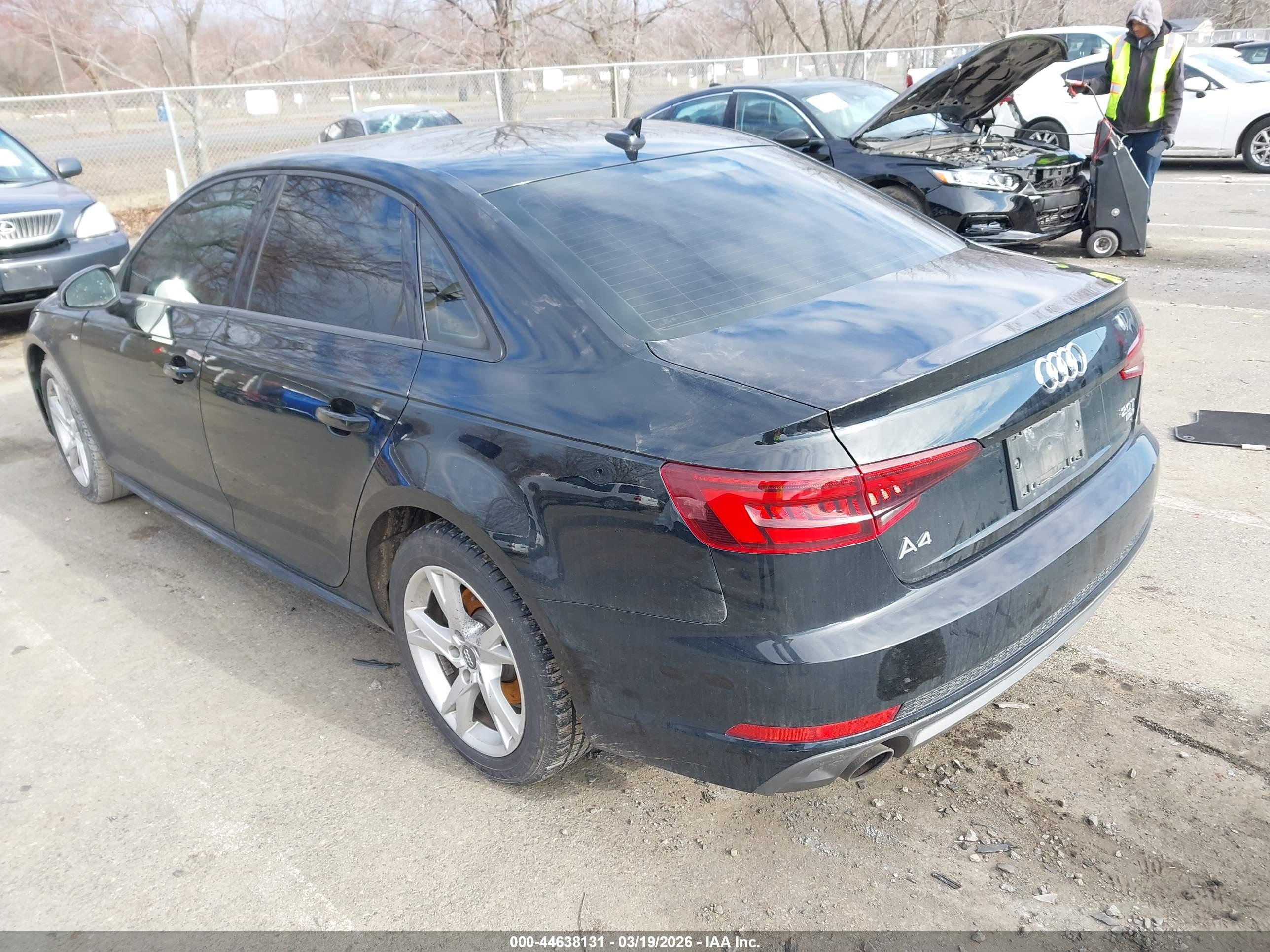 AUDI A4 image 3