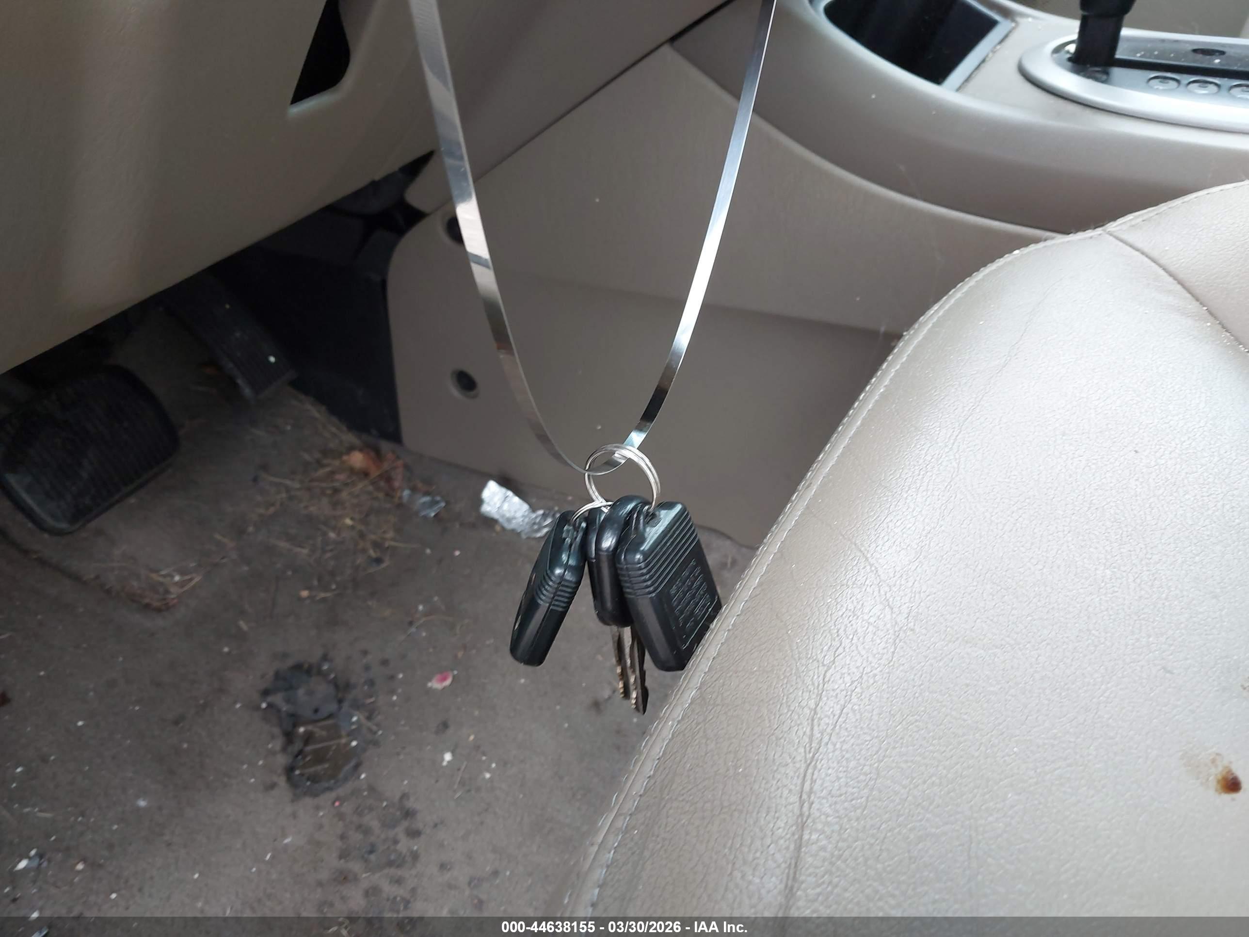 FORD ESCAPE image 11