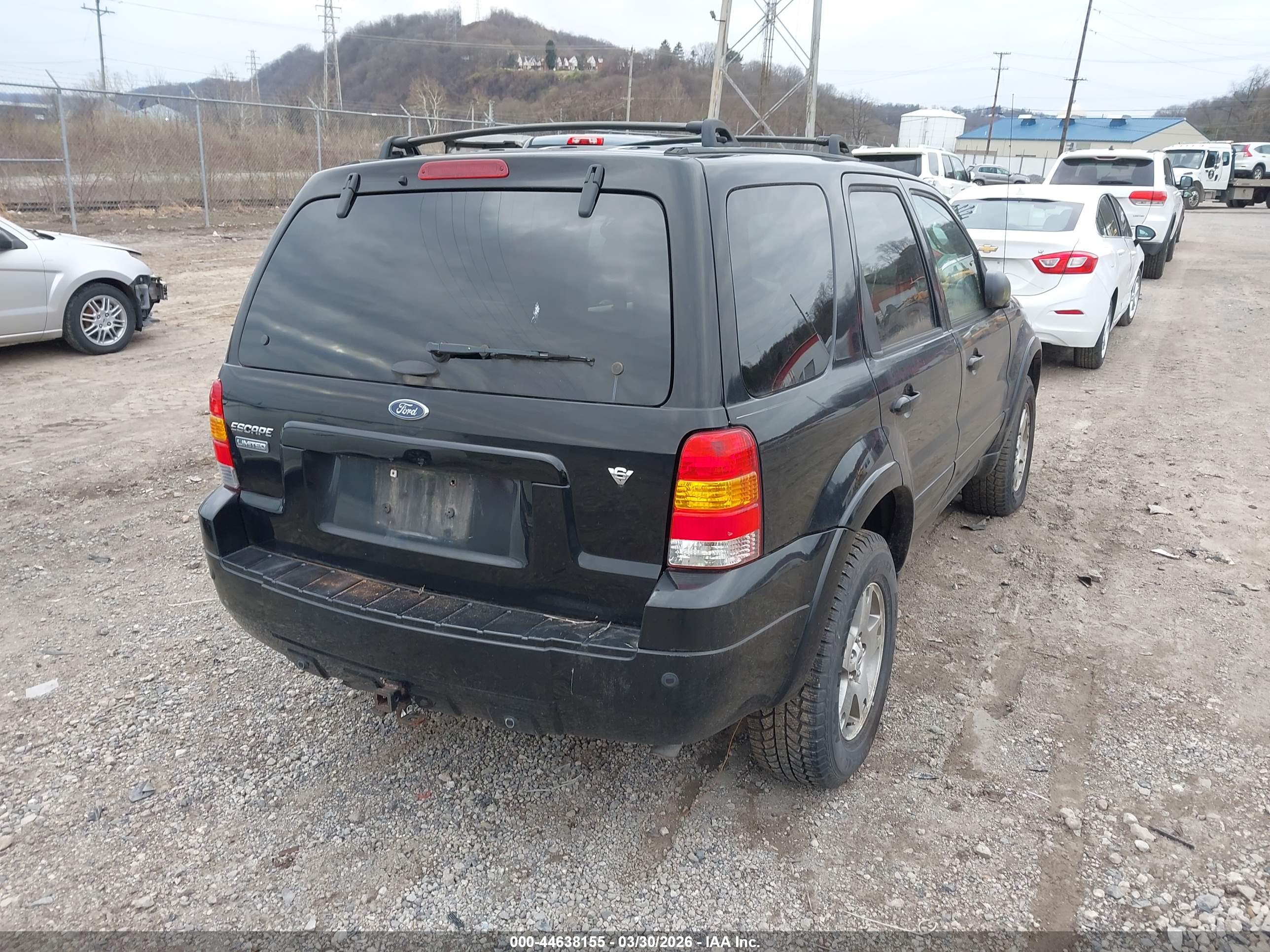 FORD ESCAPE image 4