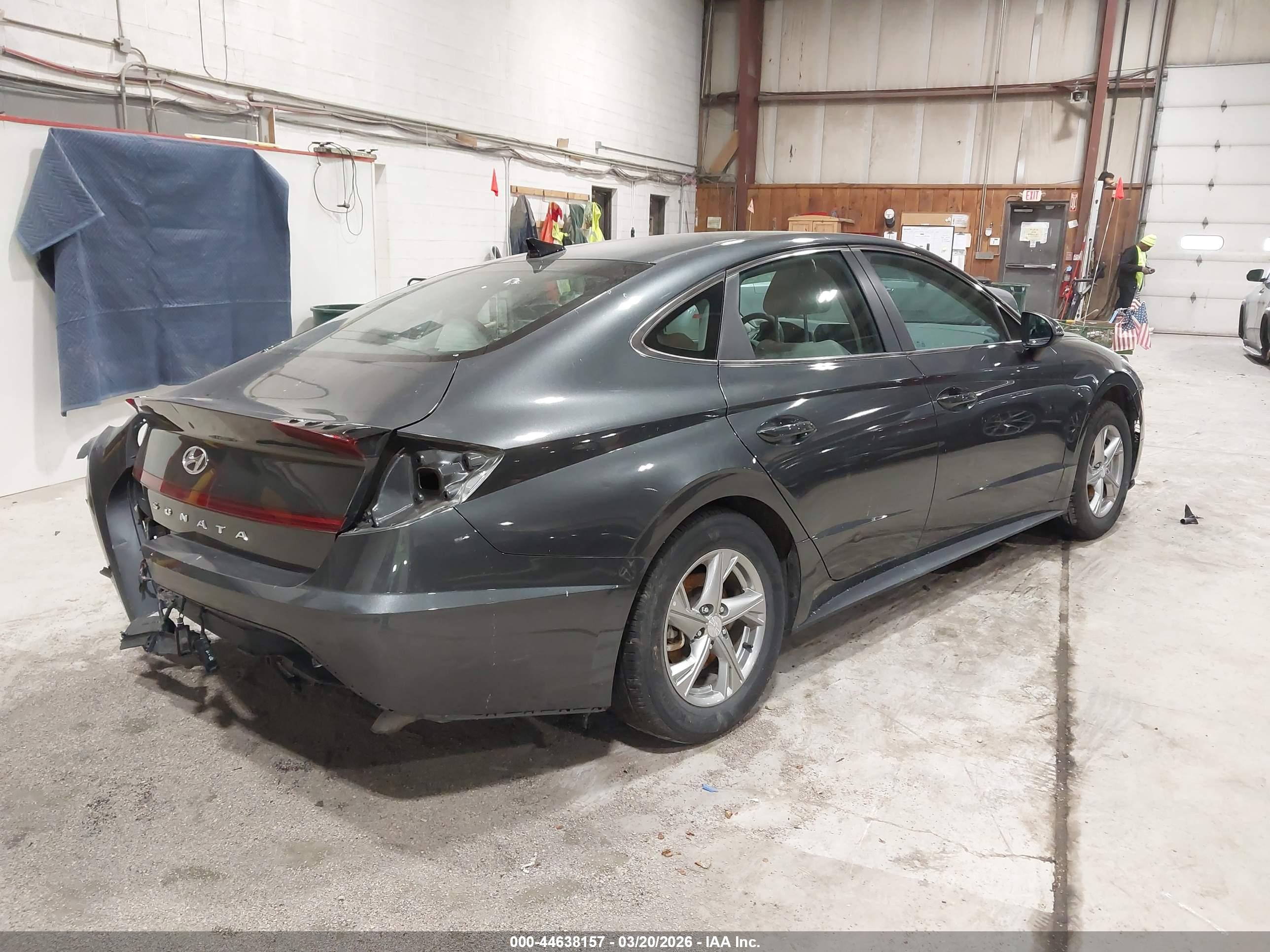 HYUNDAI SONATA image 4