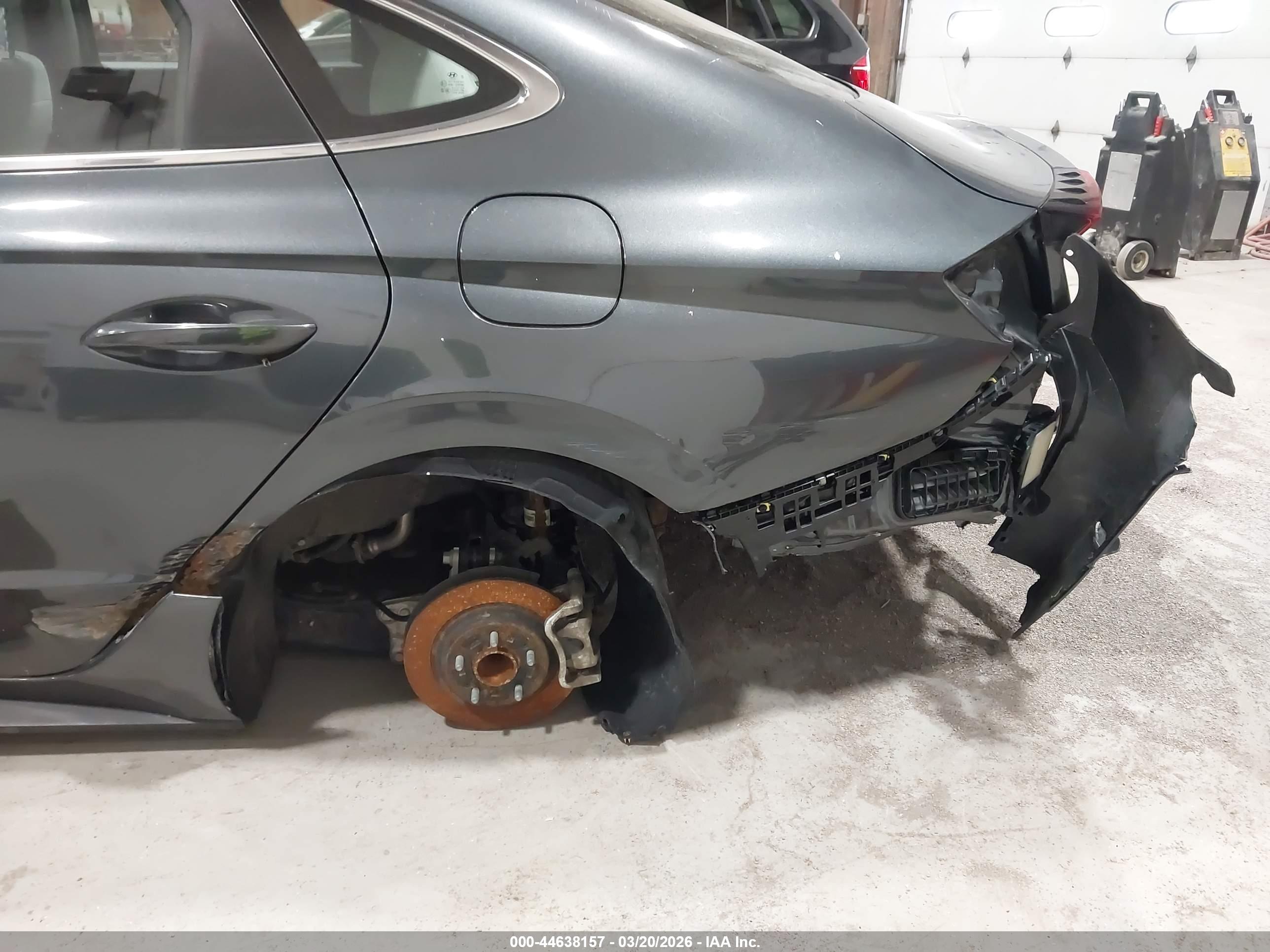 HYUNDAI SONATA image 6