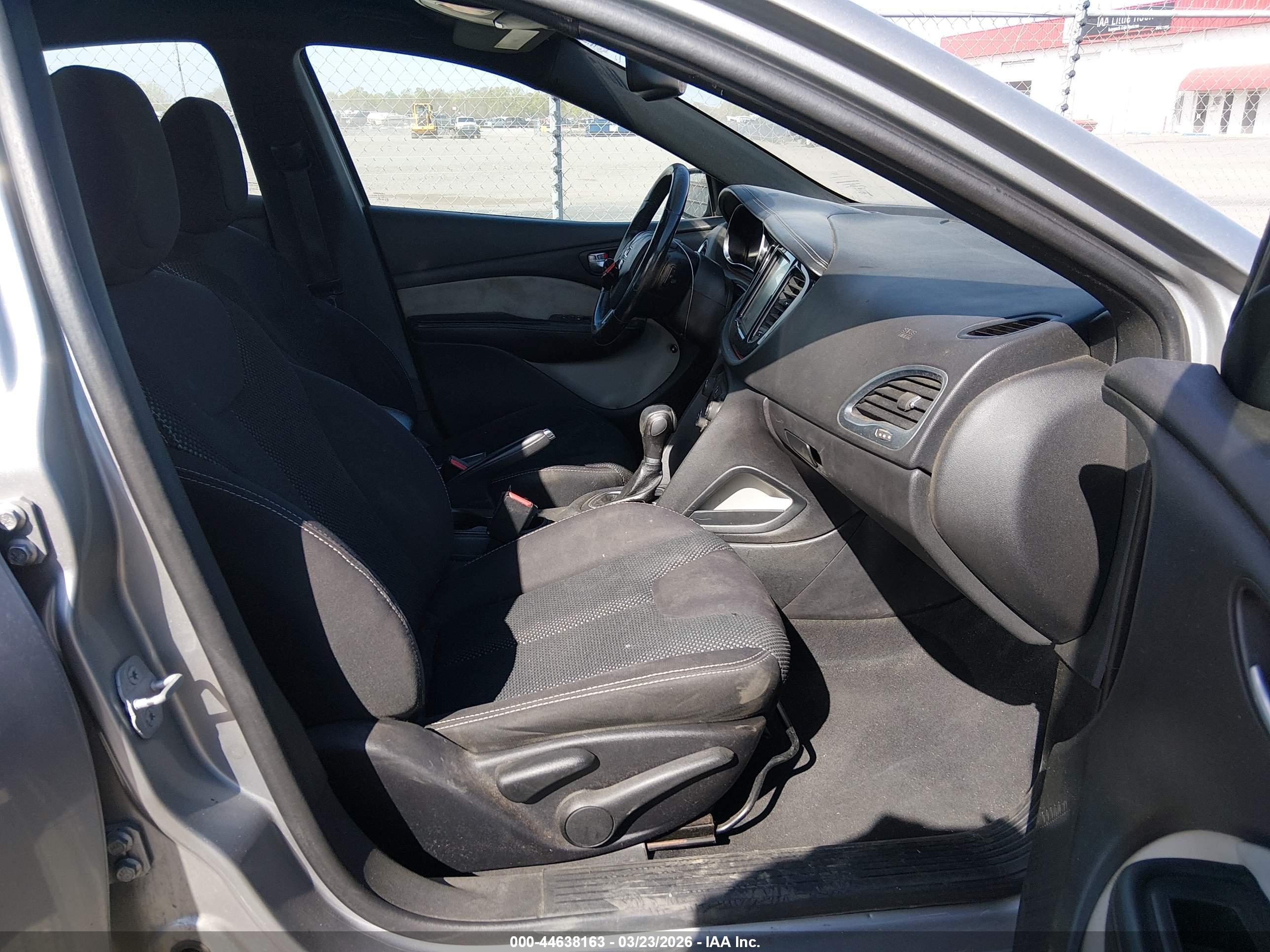 DODGE DART image 5