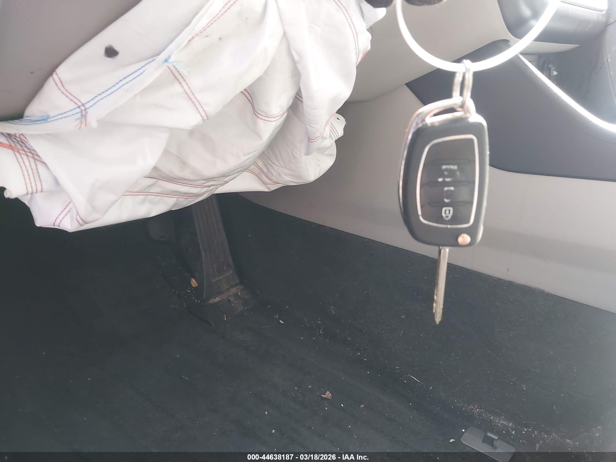 HYUNDAI SONATA image 11