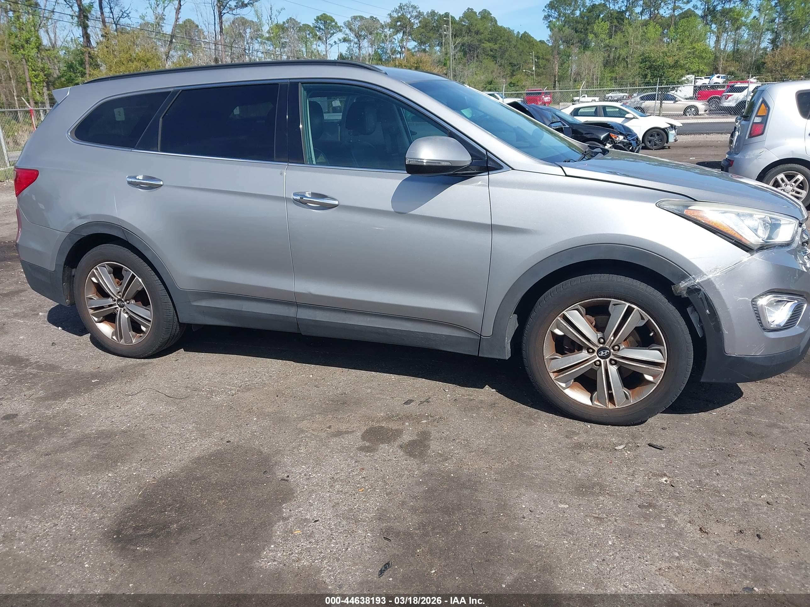 HYUNDAI SANTA image 6